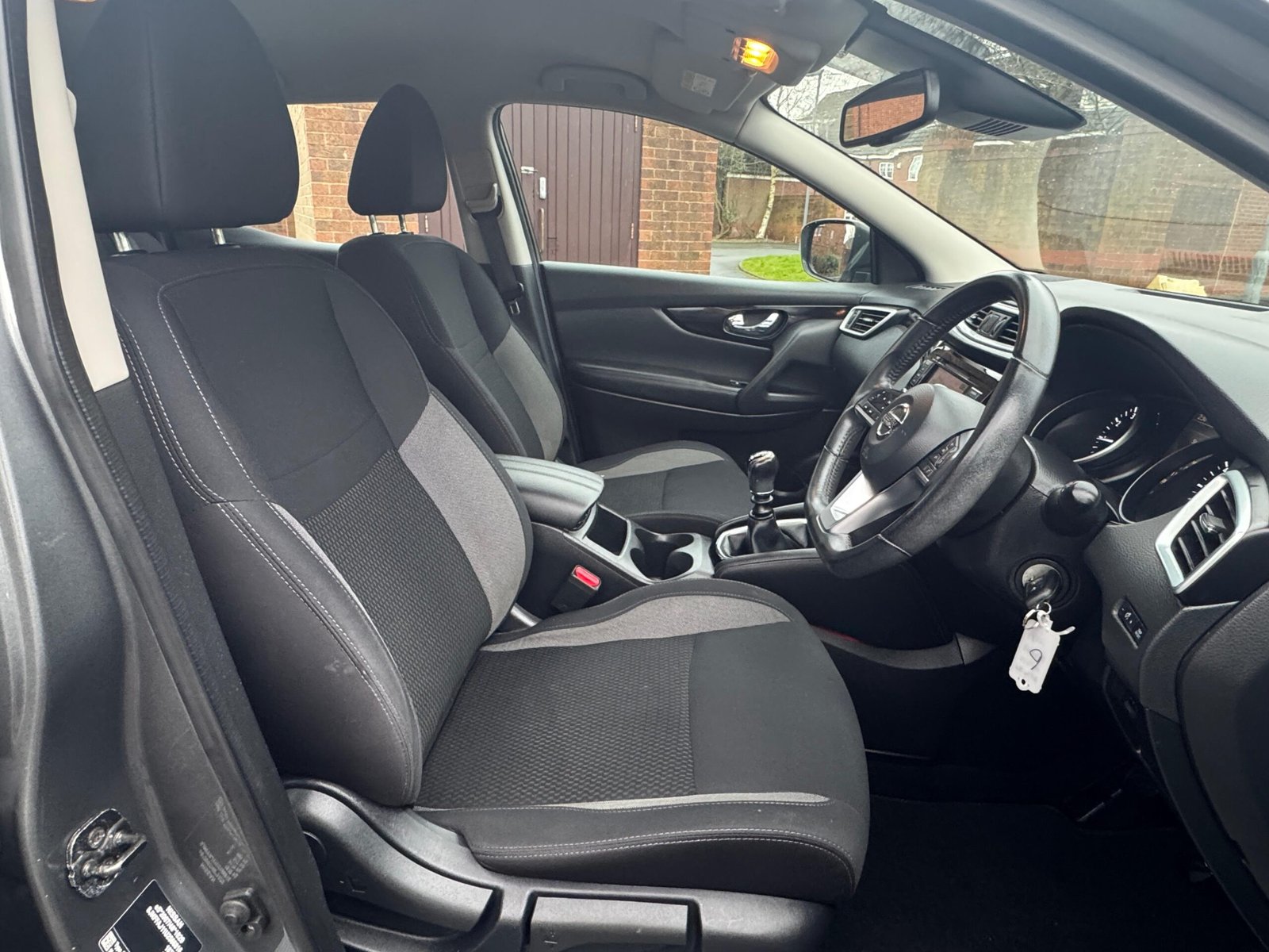 Nissan Qashqai – 1.3 DIG-T Acenta Premium