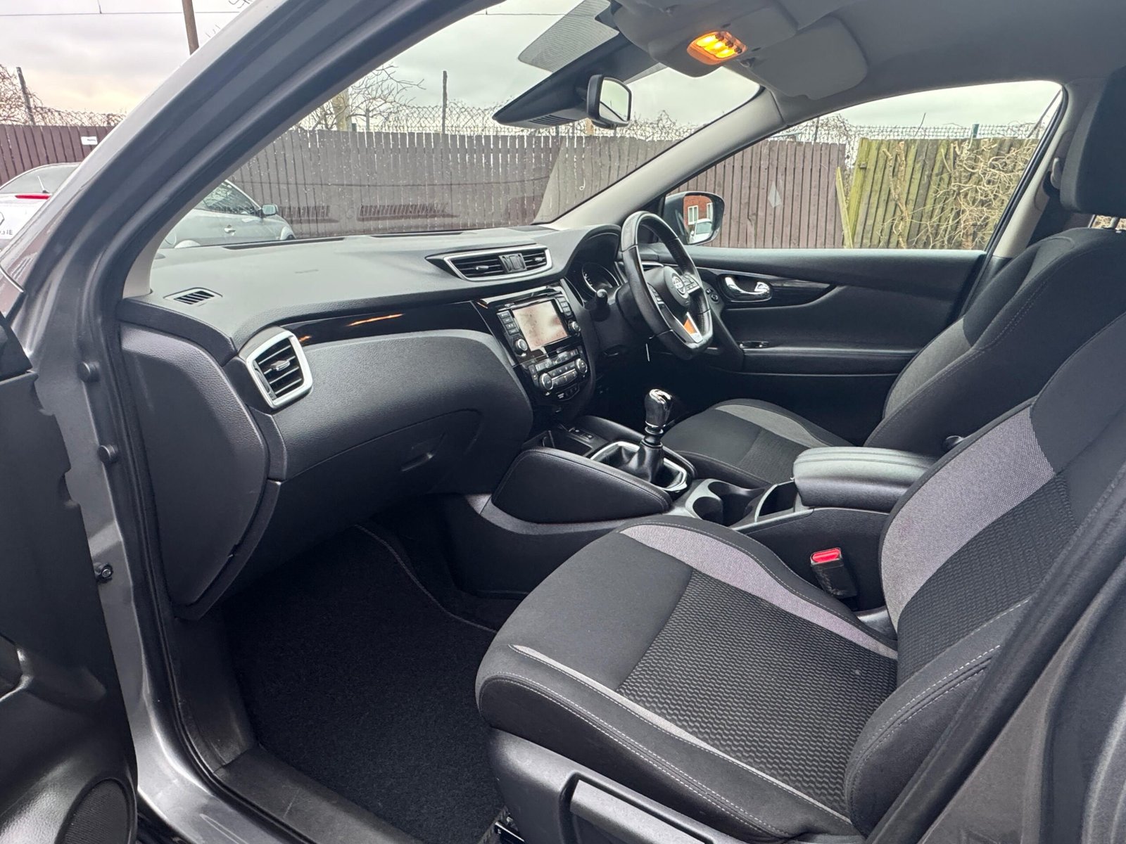 Nissan Qashqai – 1.3 DIG-T Acenta Premium