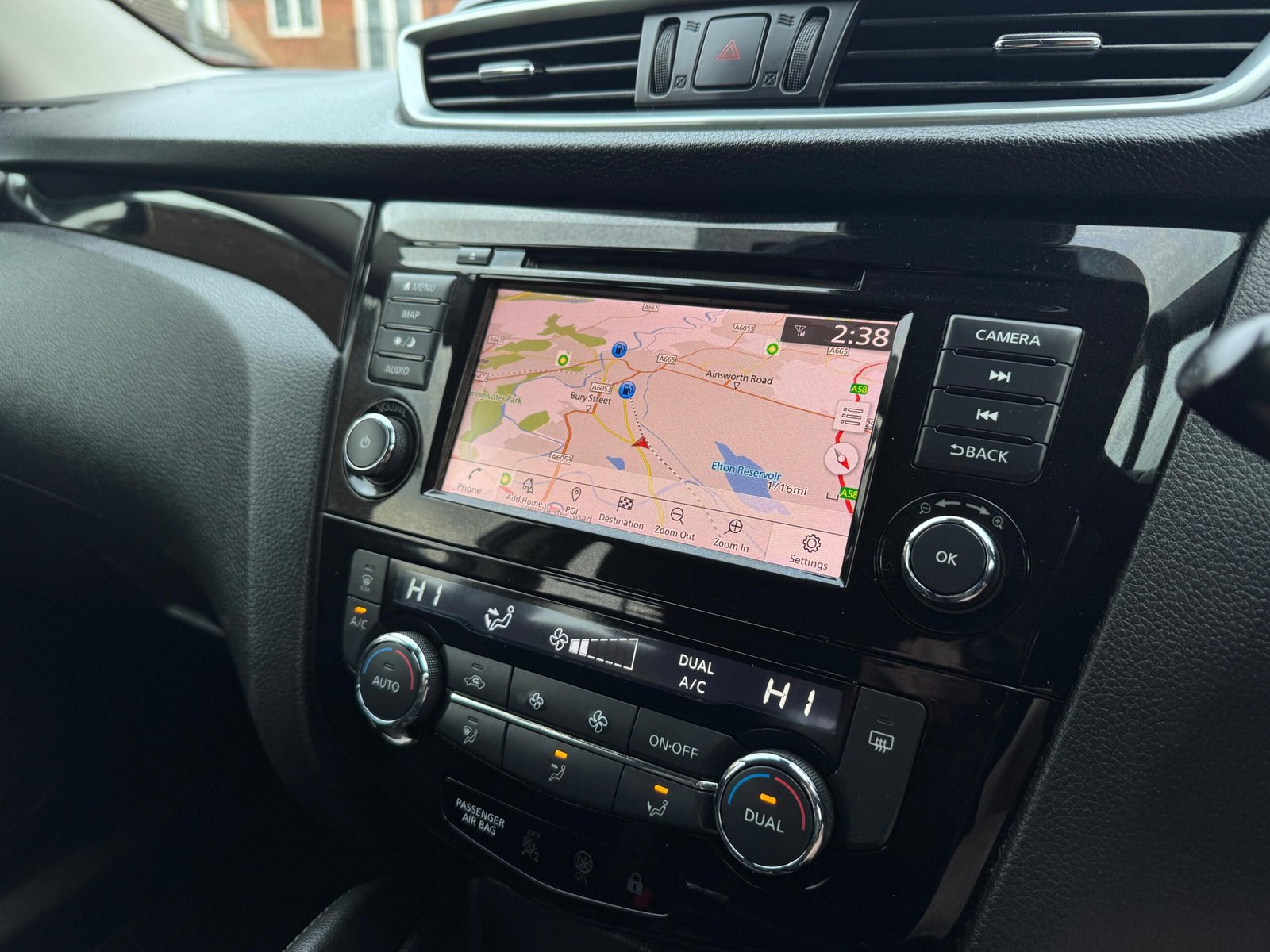 Nissan Qashqai – 1.3 DIG-T Acenta Premium