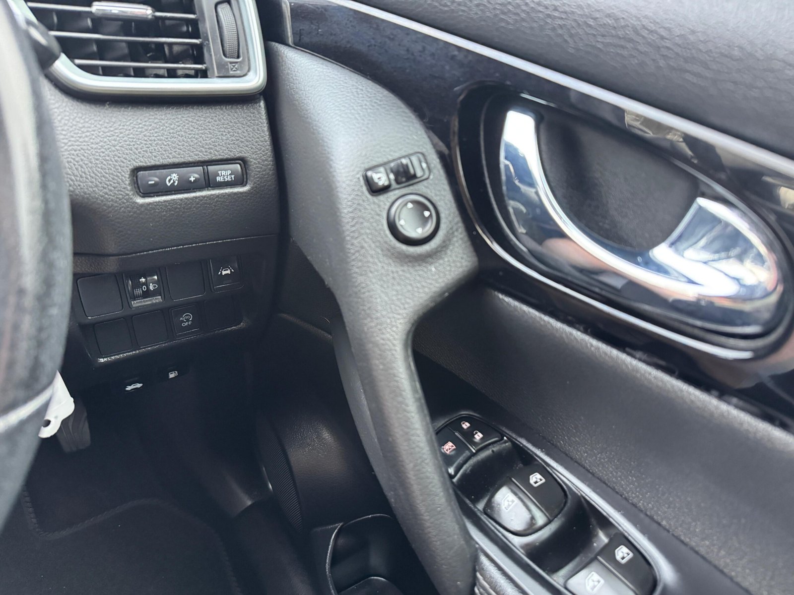 Nissan Qashqai – 1.3 DIG-T Acenta Premium