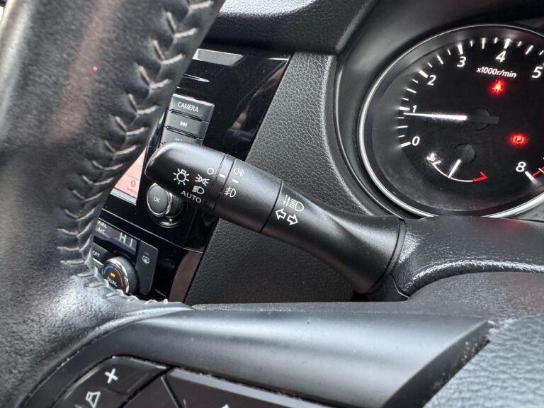 Nissan Qashqai – 1.3 DIG-T Acenta Premium