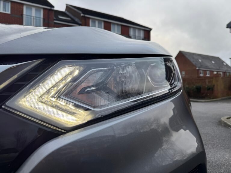 Nissan Qashqai – 1.3 DIG-T Acenta Premium