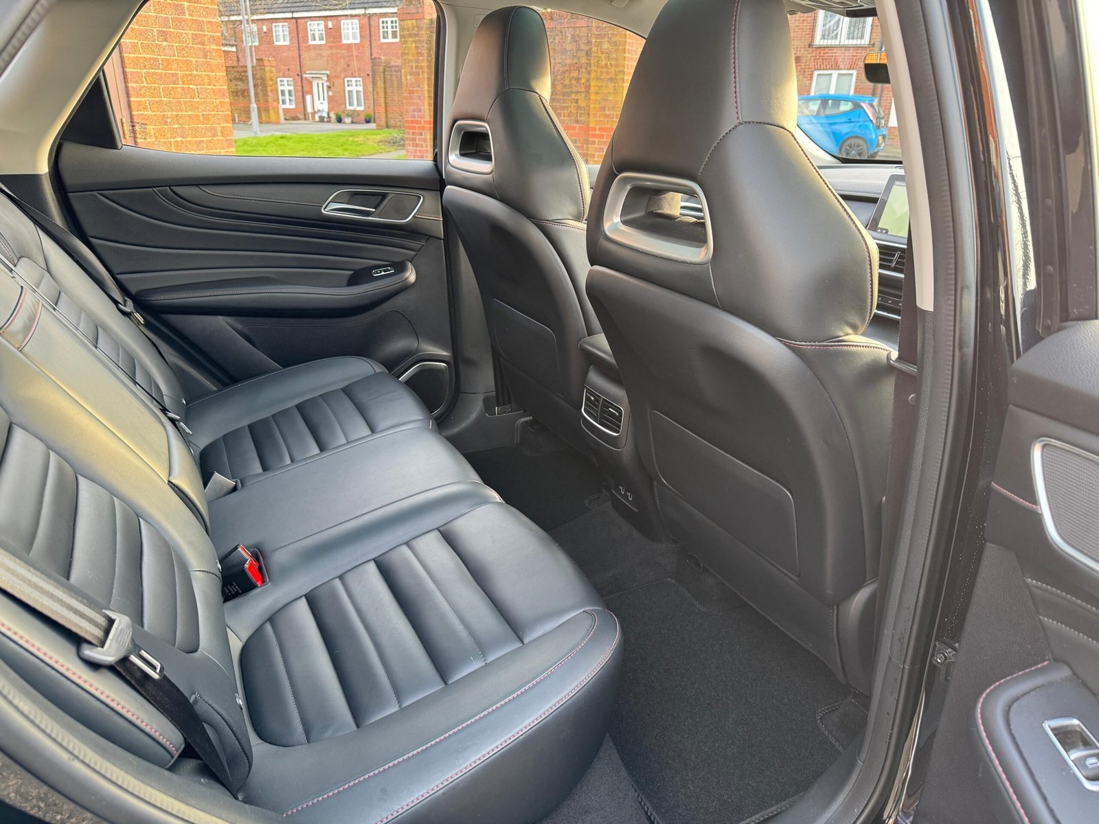 MG HS – 1.5 T-GDI Exclusive