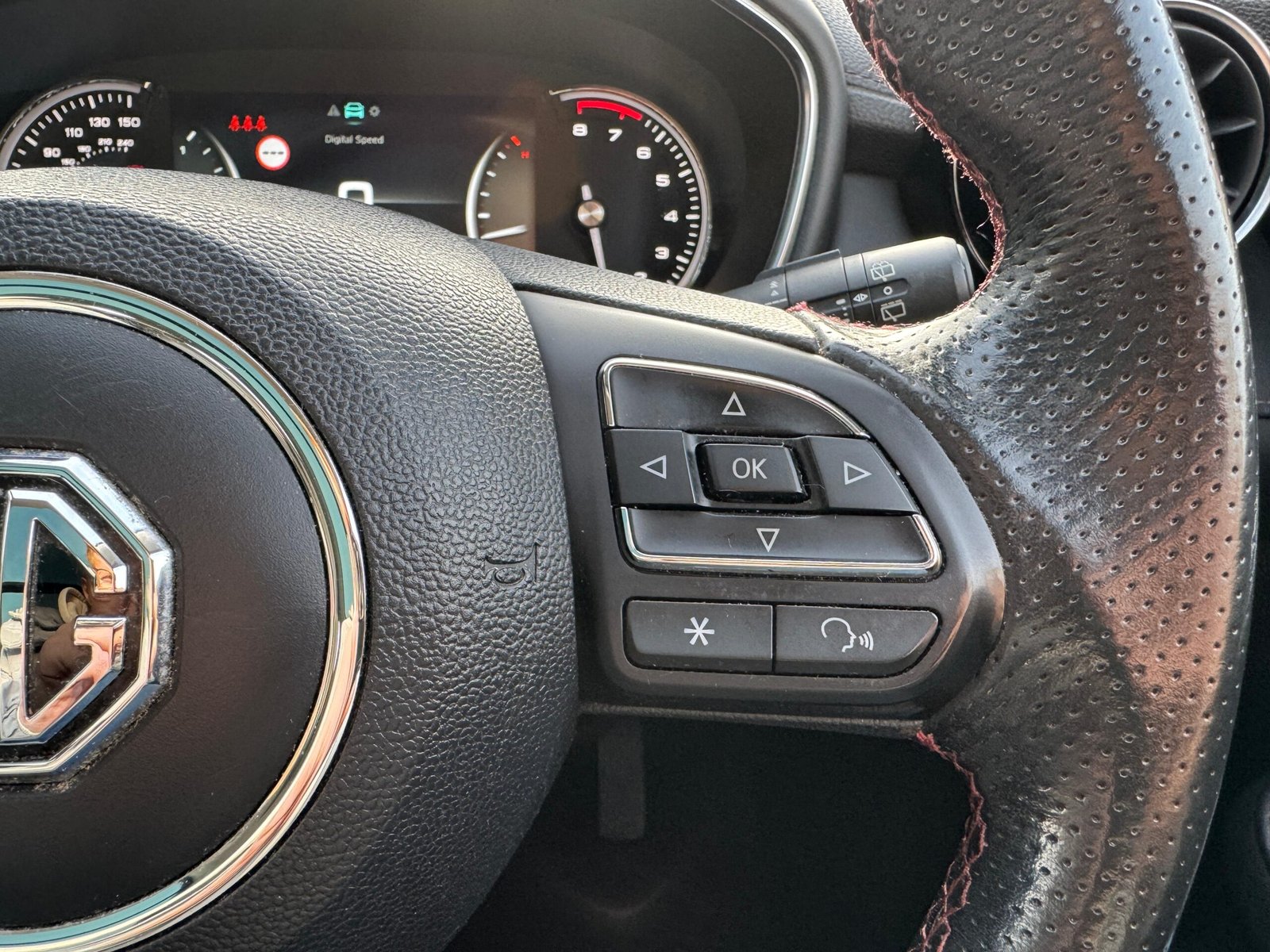 MG HS – 1.5 T-GDI Exclusive