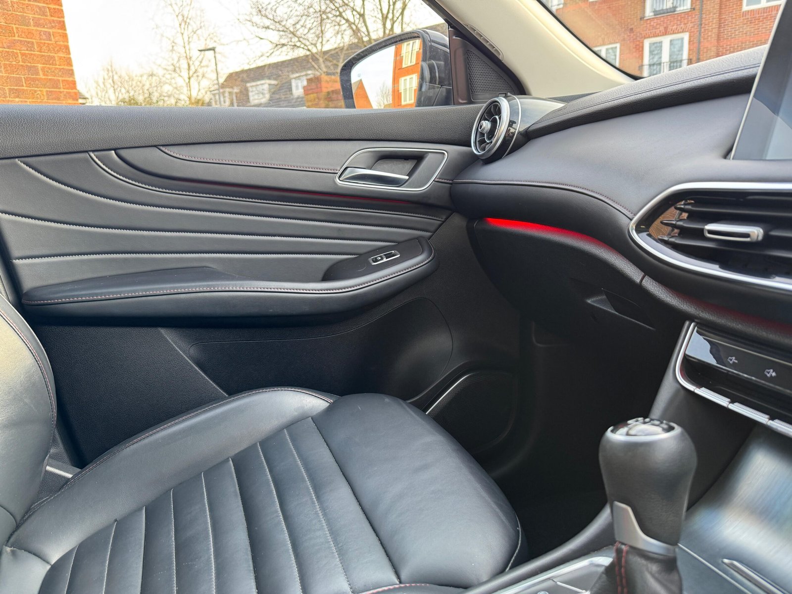 MG HS – 1.5 T-GDI Exclusive