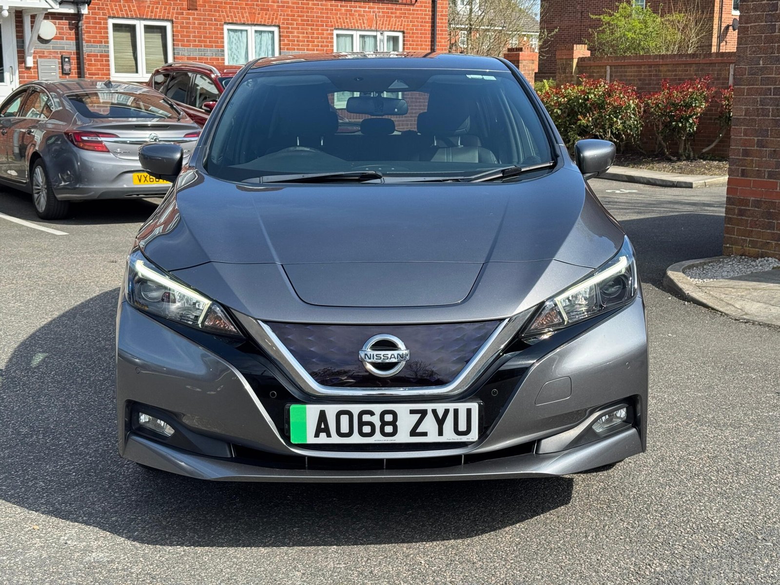 Nissan Leaf – 40kWh N-Connecta Hatchback