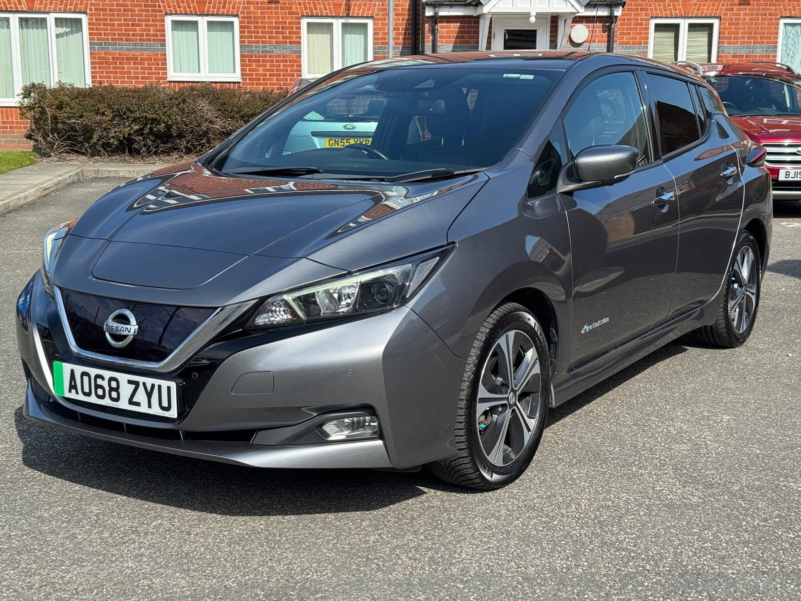 Nissan Leaf – 40kWh N-Connecta Hatchback