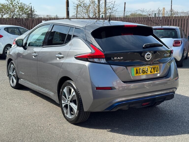 Nissan Leaf – 40kWh N-Connecta Hatchback