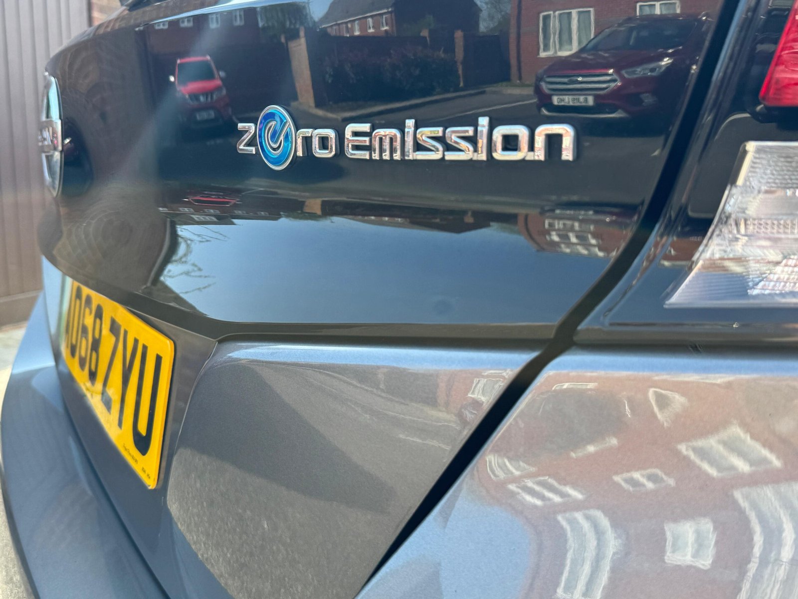 Nissan Leaf – 40kWh N-Connecta Hatchback