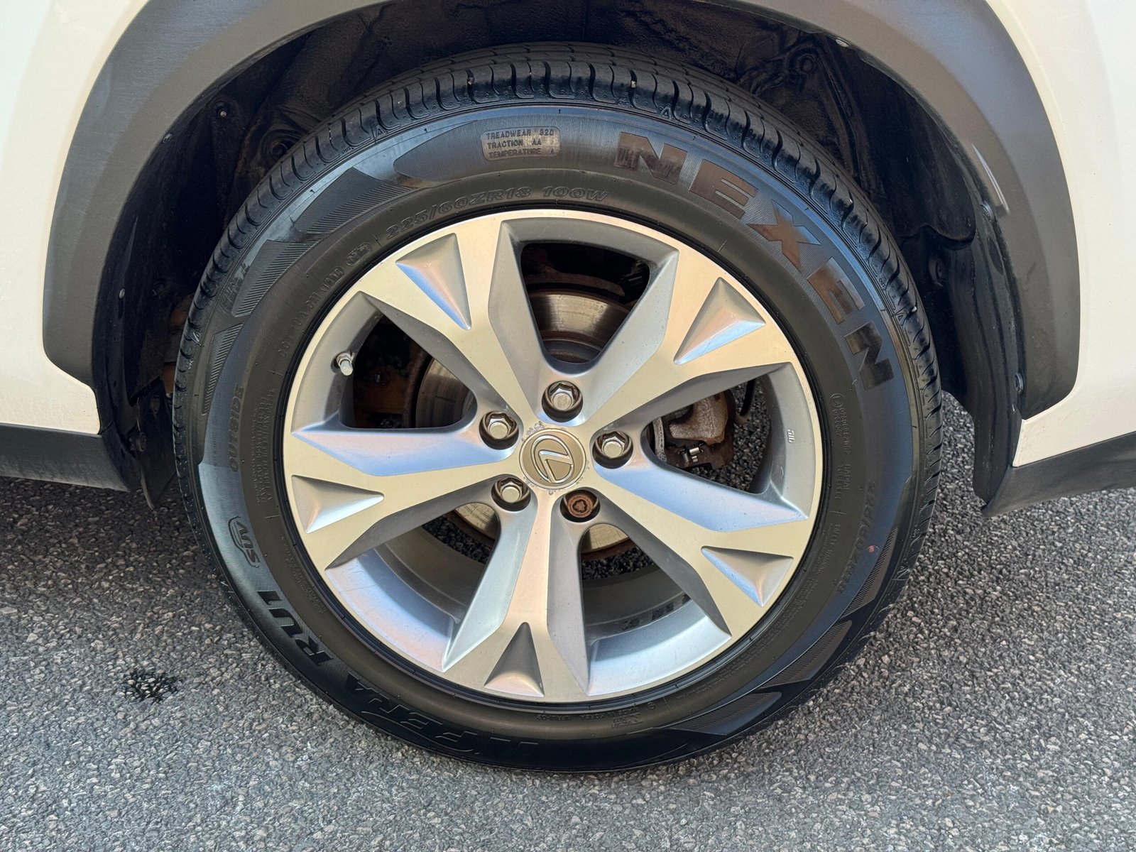 Lexus NX – 2.5 300h Premier SUV 5dr Petrol Hybrid E-CVT 4WD