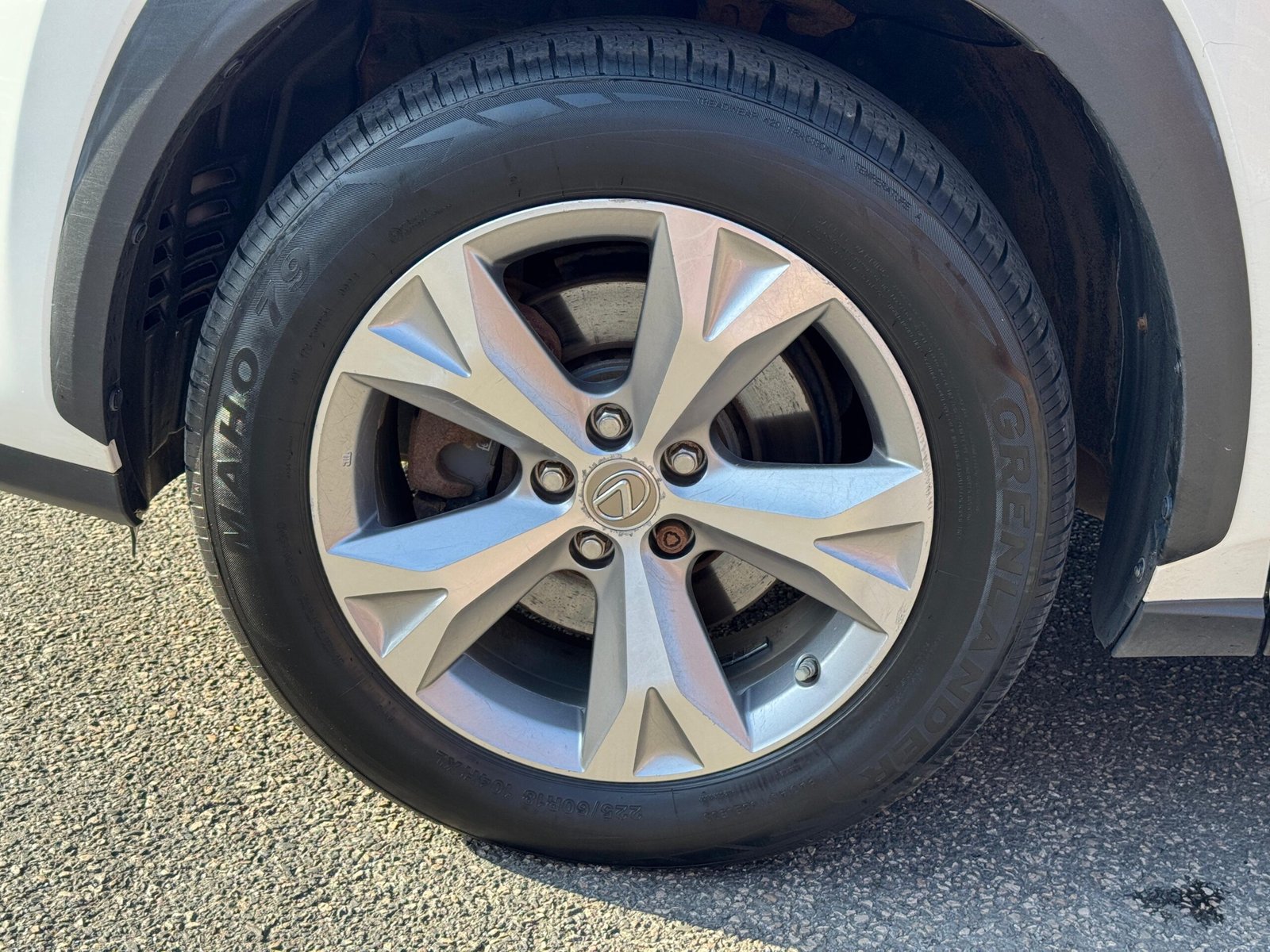 Lexus NX – 2.5 300h Premier SUV 5dr Petrol Hybrid E-CVT 4WD