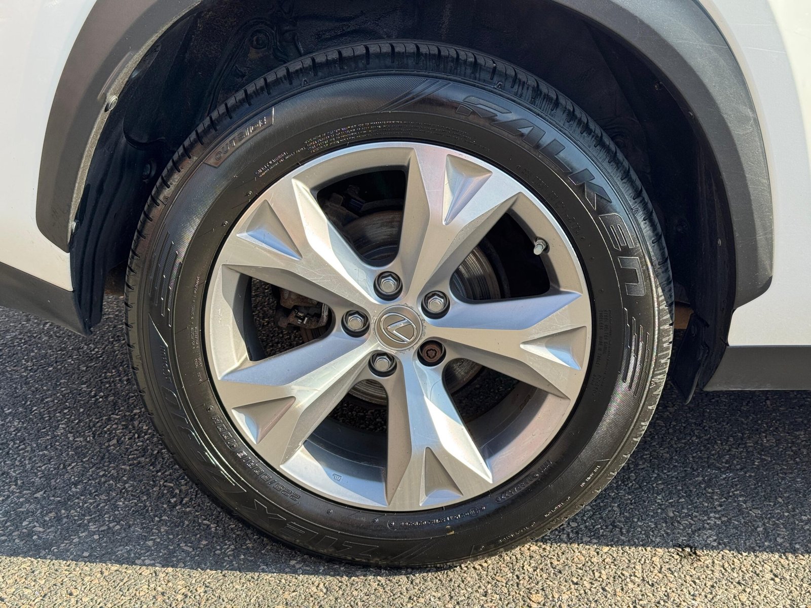 Lexus NX – 2.5 300h Premier SUV 5dr Petrol Hybrid E-CVT 4WD