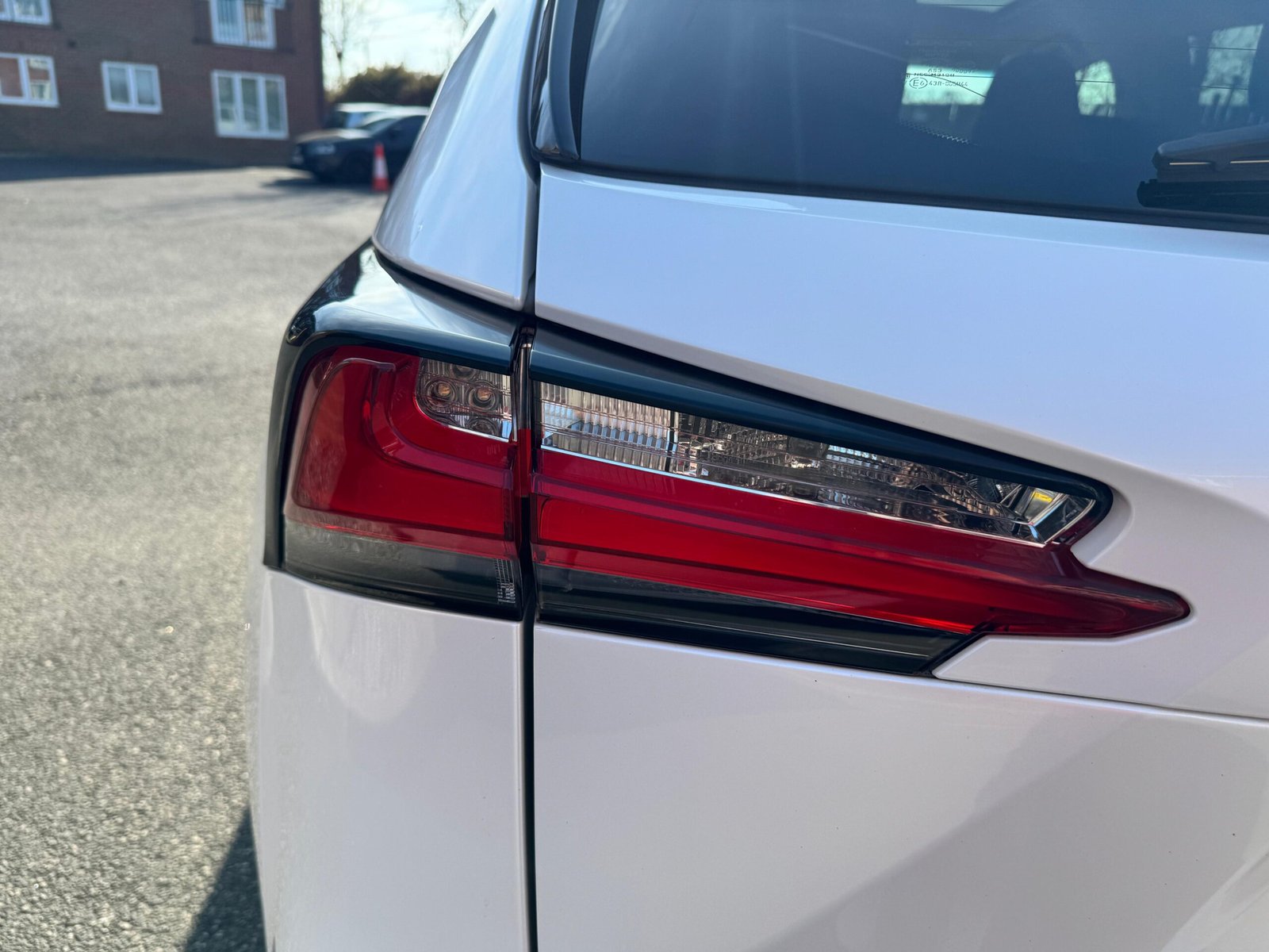 Lexus NX – 2.5 300h Premier SUV 5dr Petrol Hybrid E-CVT 4WD