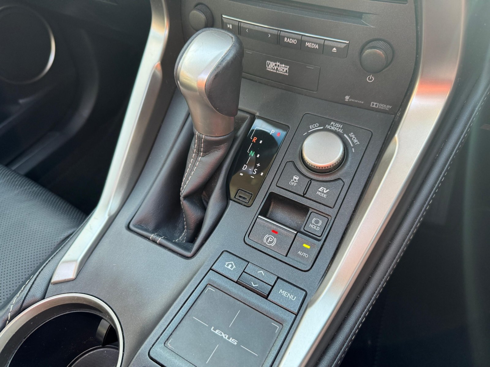 Lexus NX – 2.5 300h Premier SUV 5dr Petrol Hybrid E-CVT 4WD