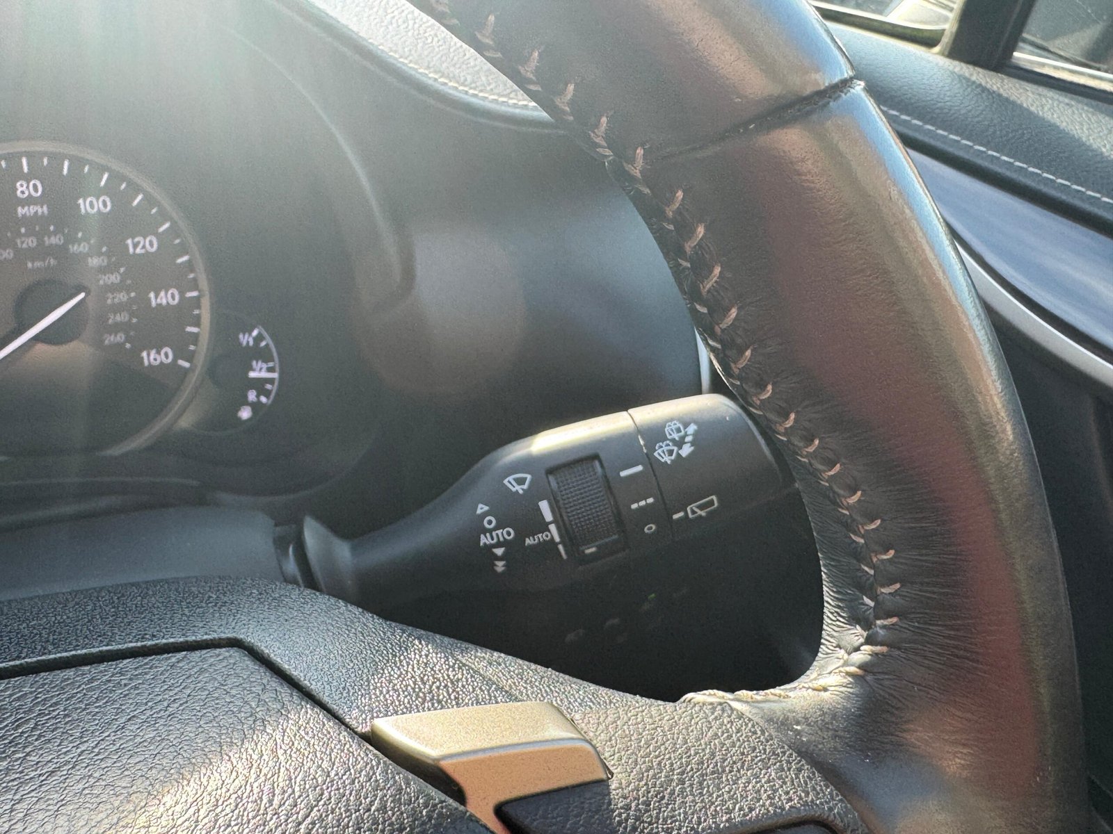 Lexus NX – 2.5 300h Premier SUV 5dr Petrol Hybrid E-CVT 4WD