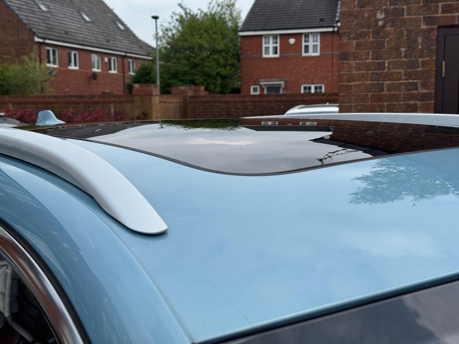 MG HS – 1.5 T-GDI 16.6 kWh Exclusive Auto