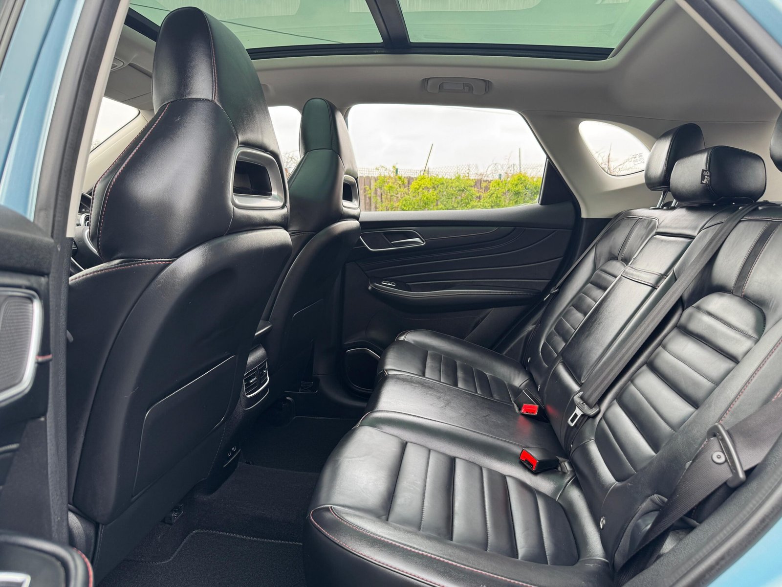 MG HS – 1.5 T-GDI 16.6 kWh Exclusive Auto