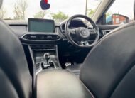 MG HS – 1.5 T-GDI 16.6 kWh Exclusive Auto