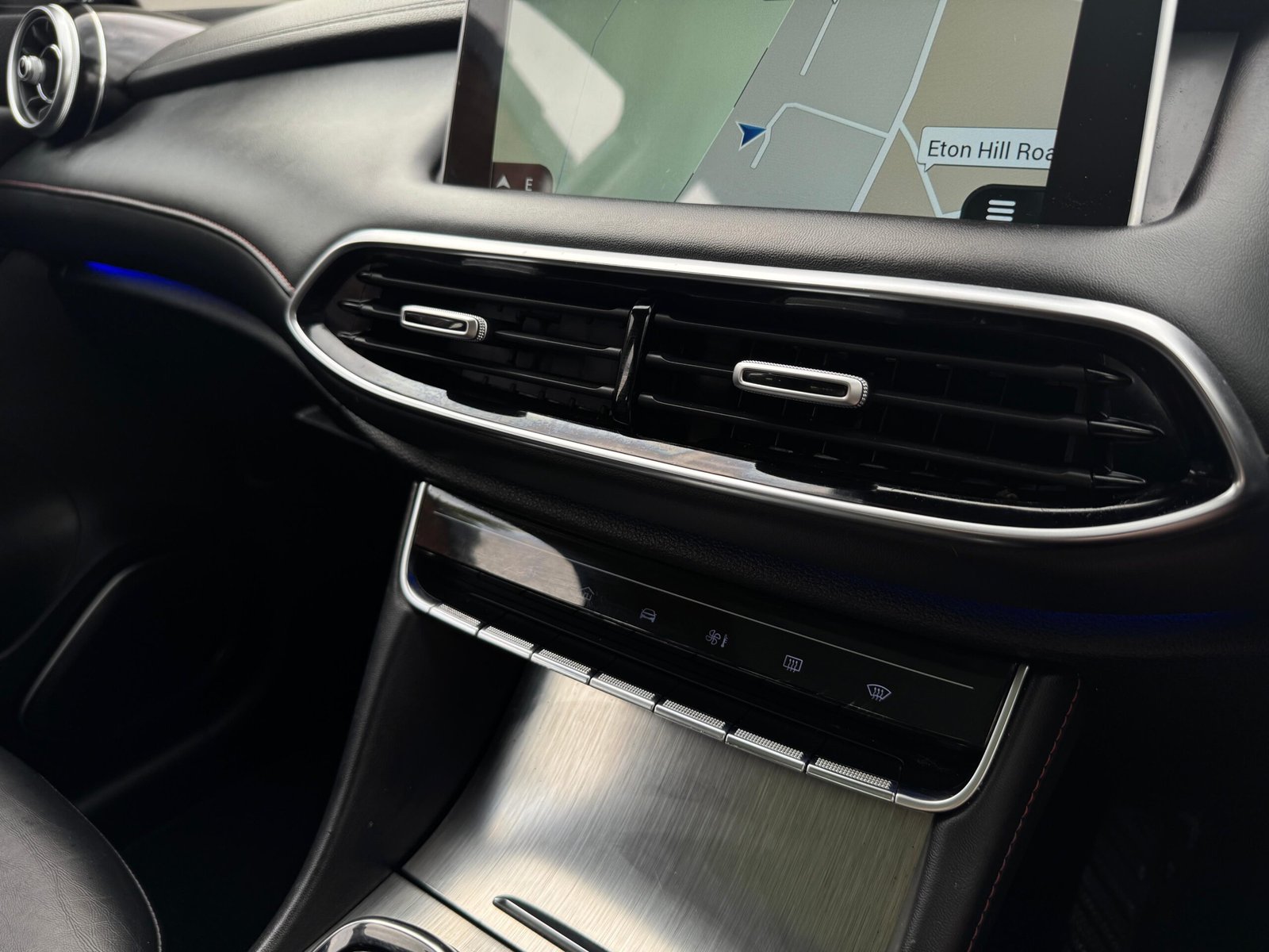 MG HS – 1.5 T-GDI 16.6 kWh Exclusive Auto