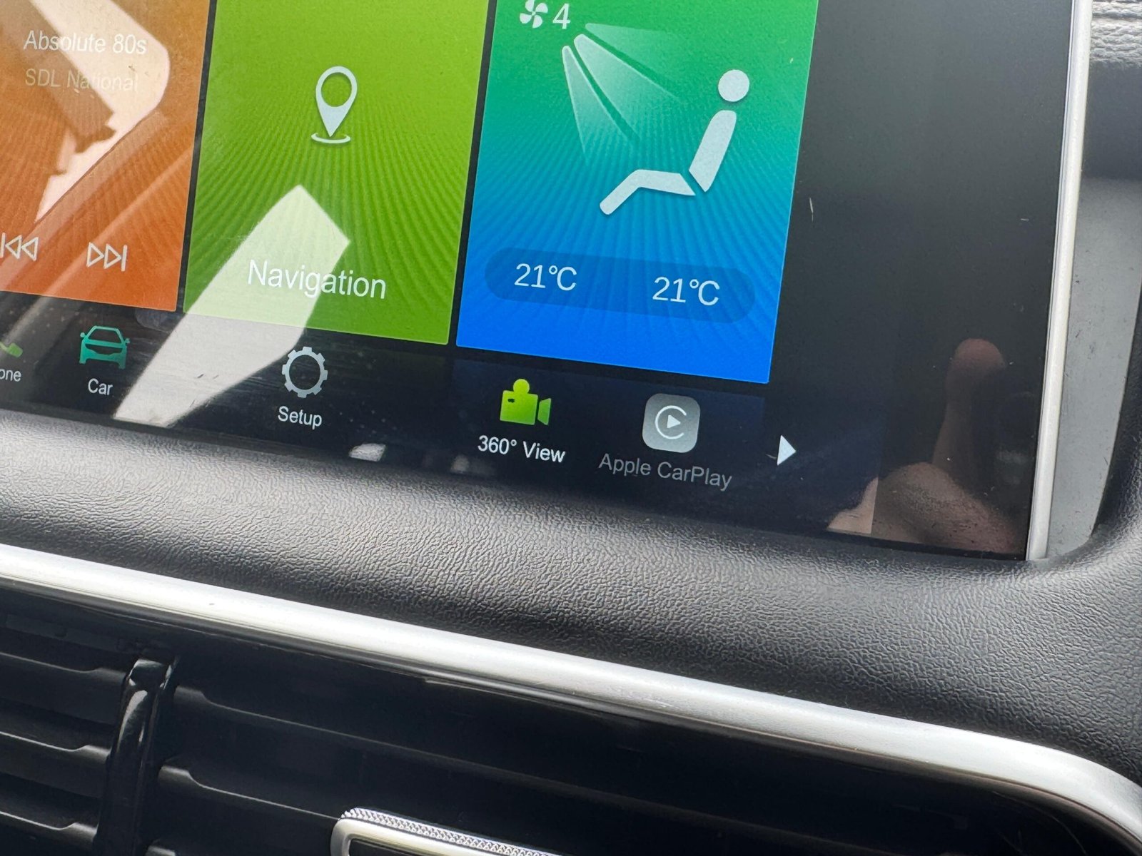 MG HS – 1.5 T-GDI 16.6 kWh Exclusive Auto