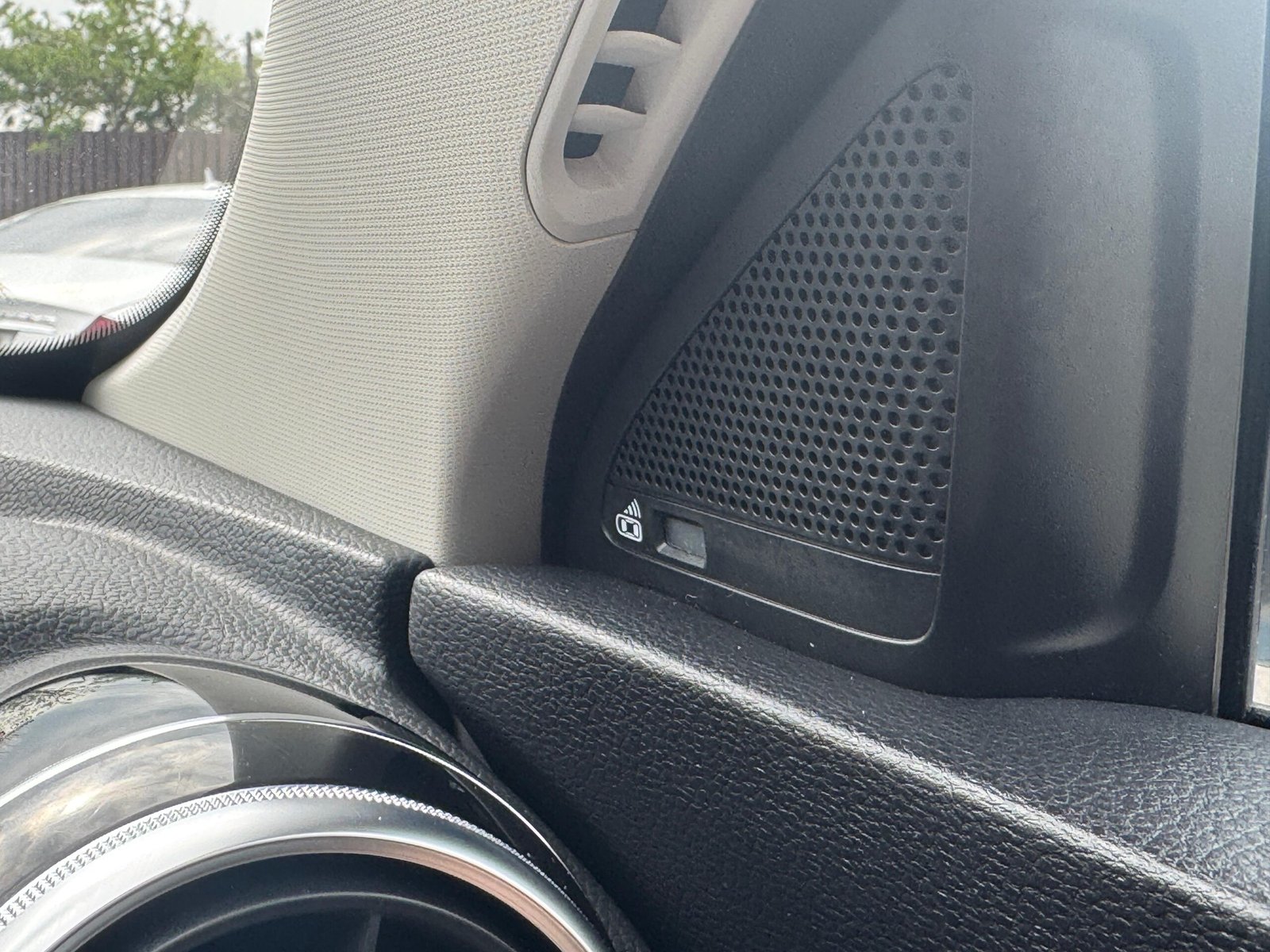 MG HS – 1.5 T-GDI 16.6 kWh Exclusive Auto