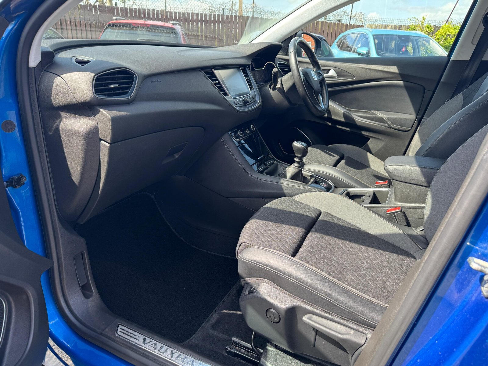 Vauxhall Grandland X – 1.5 Turbo D Business Edition Nav
