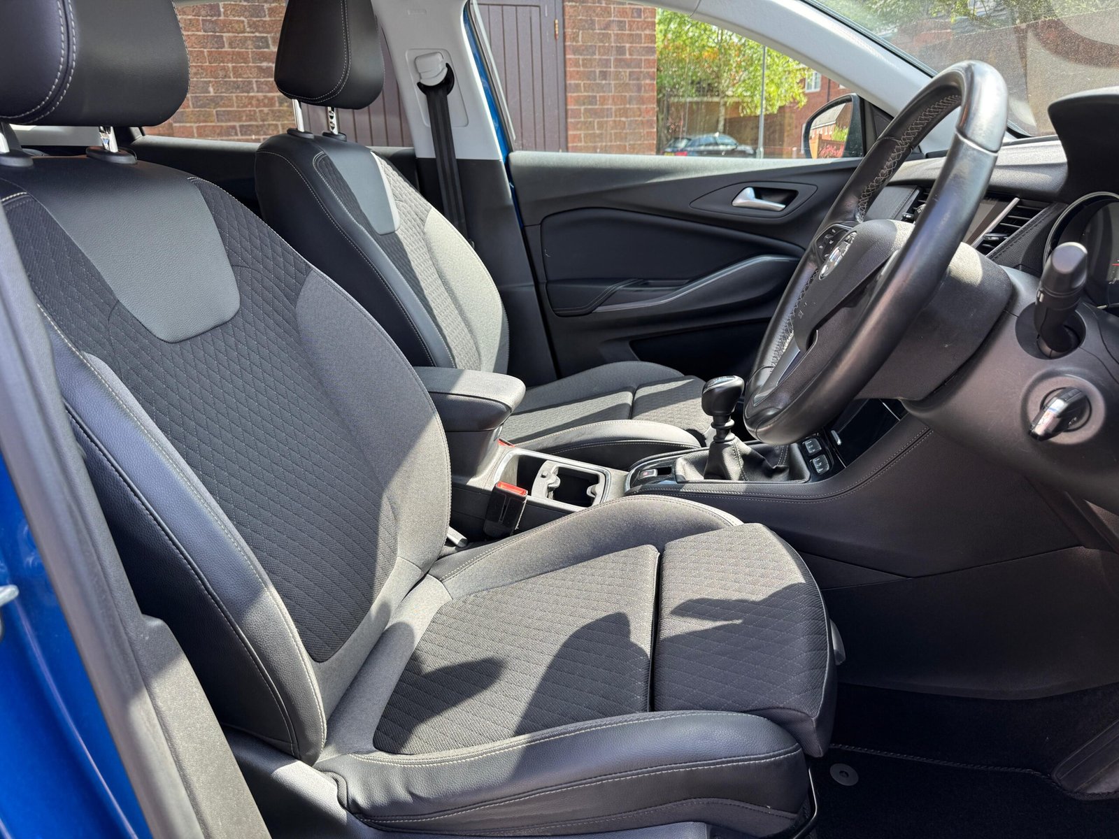 Vauxhall Grandland X – 1.5 Turbo D Business Edition Nav
