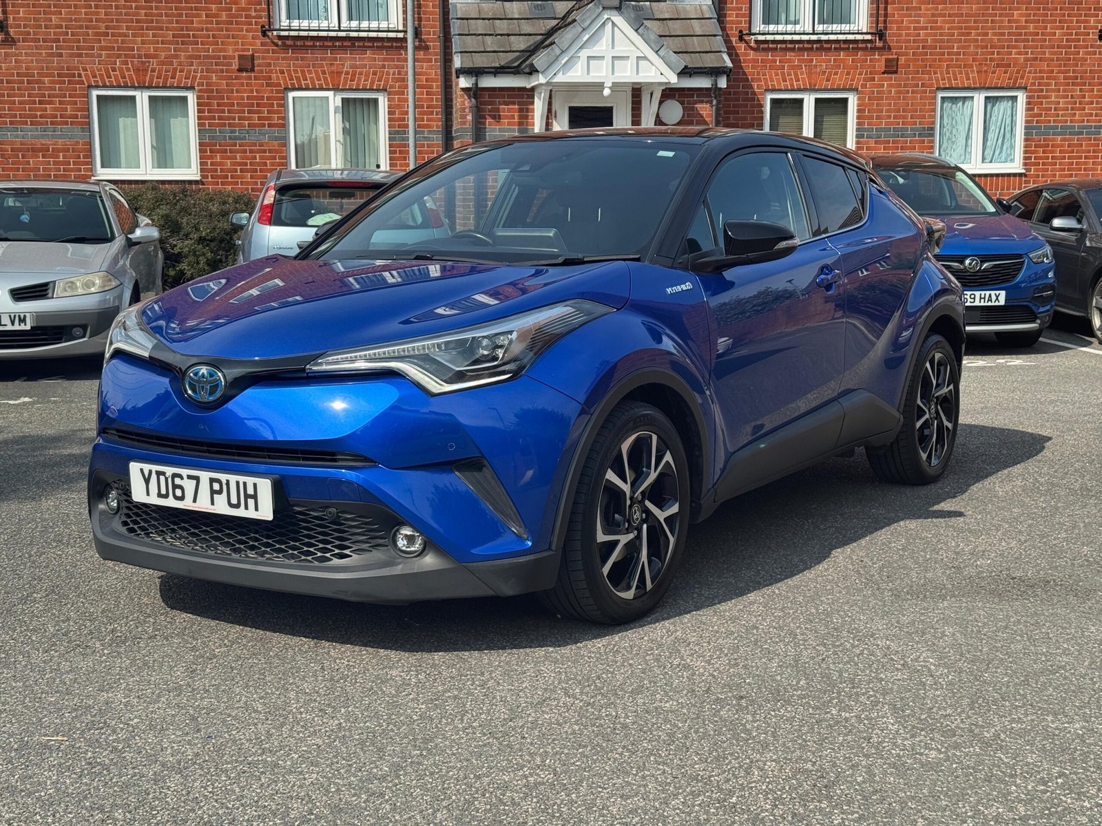Toyota C-HR – 1.8 VVT-h Dynamic CVT