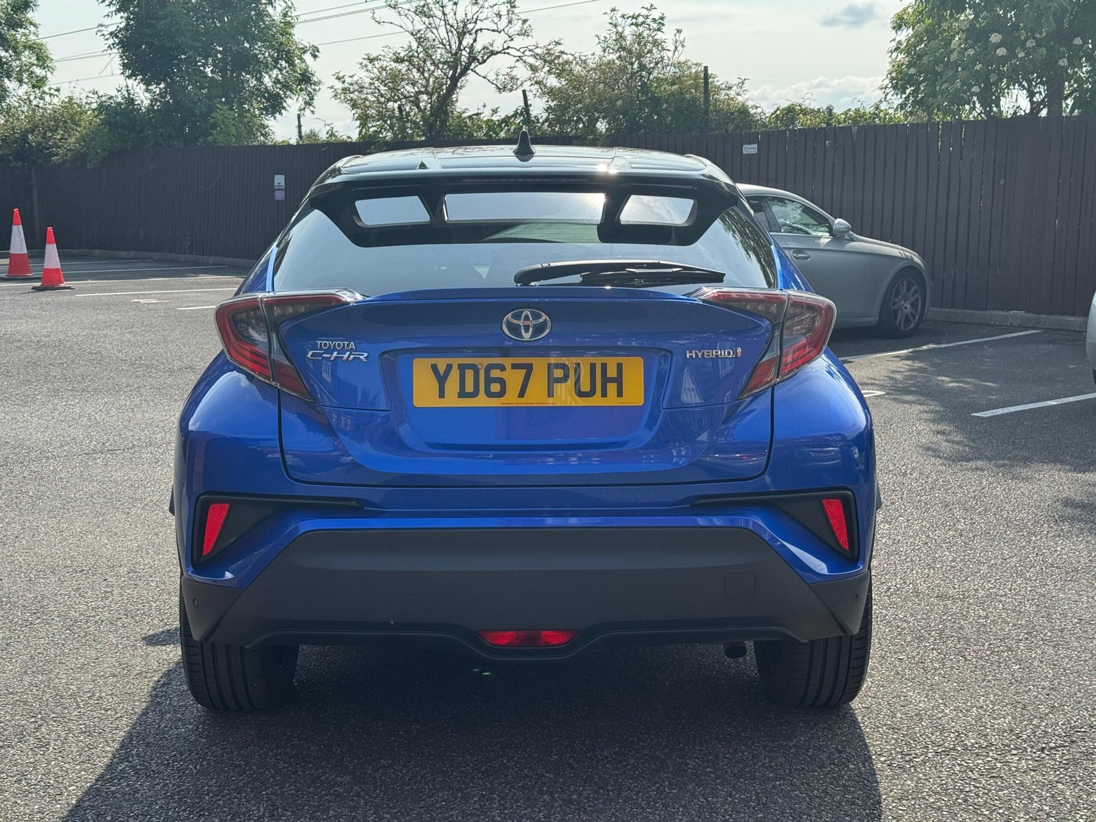 Toyota C-HR – 1.8 VVT-h Dynamic CVT