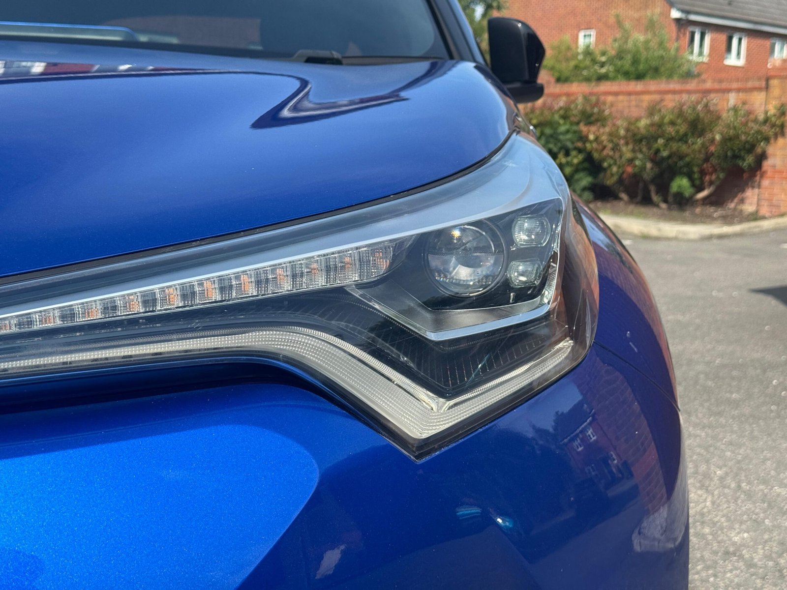 Toyota C-HR – 1.8 VVT-h Dynamic CVT