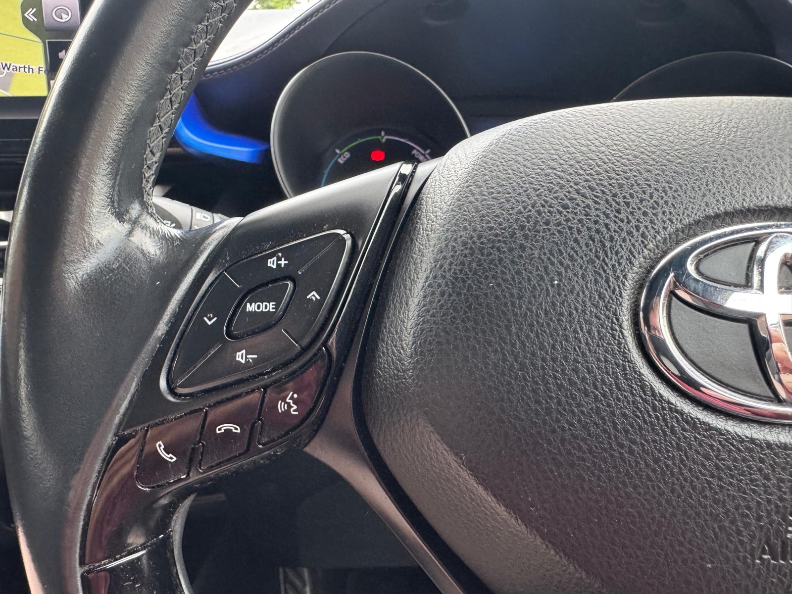 Toyota C-HR – 1.8 VVT-h Dynamic CVT