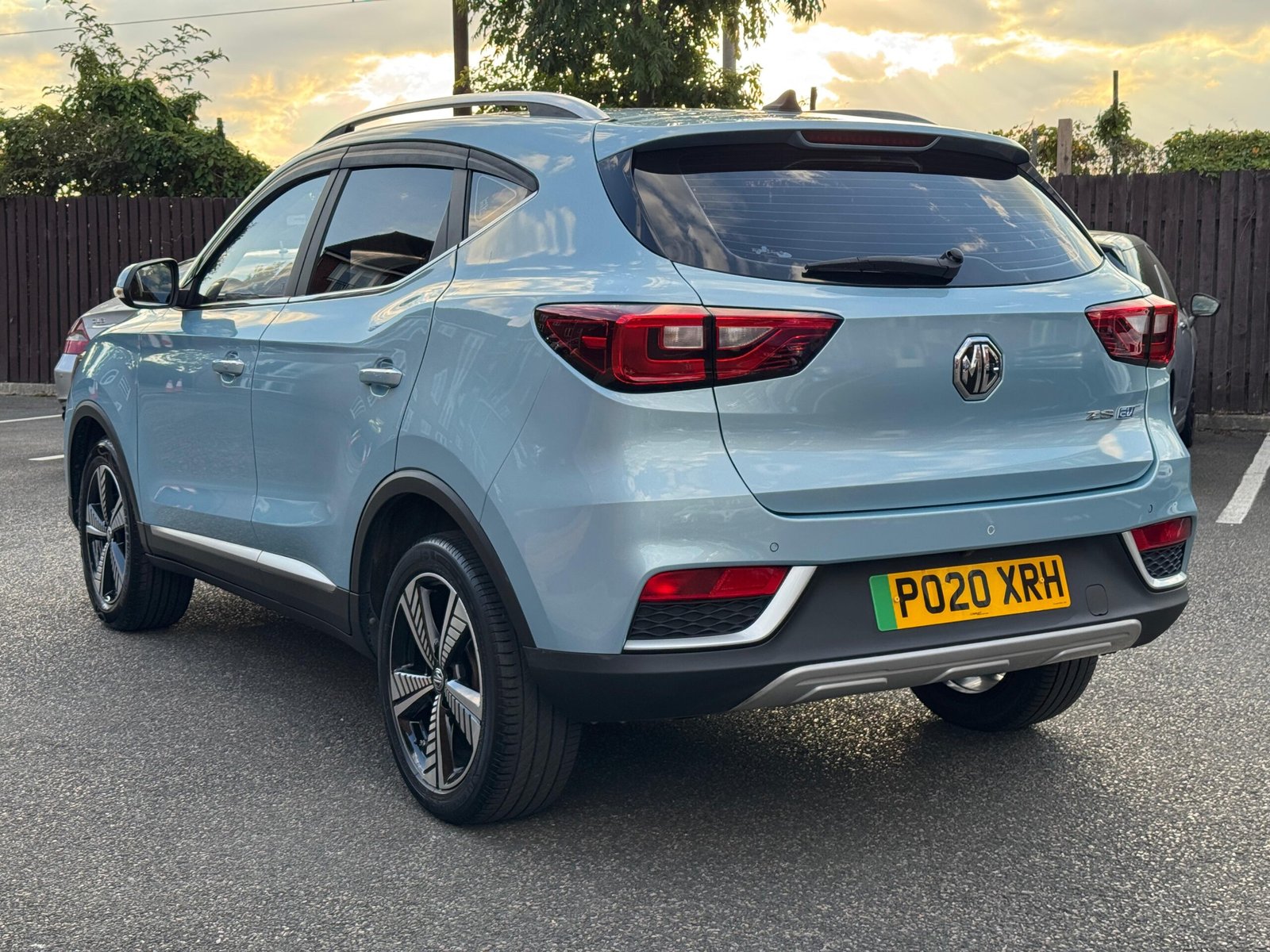 MG ZS – 44.5kWh Exclusive SUV