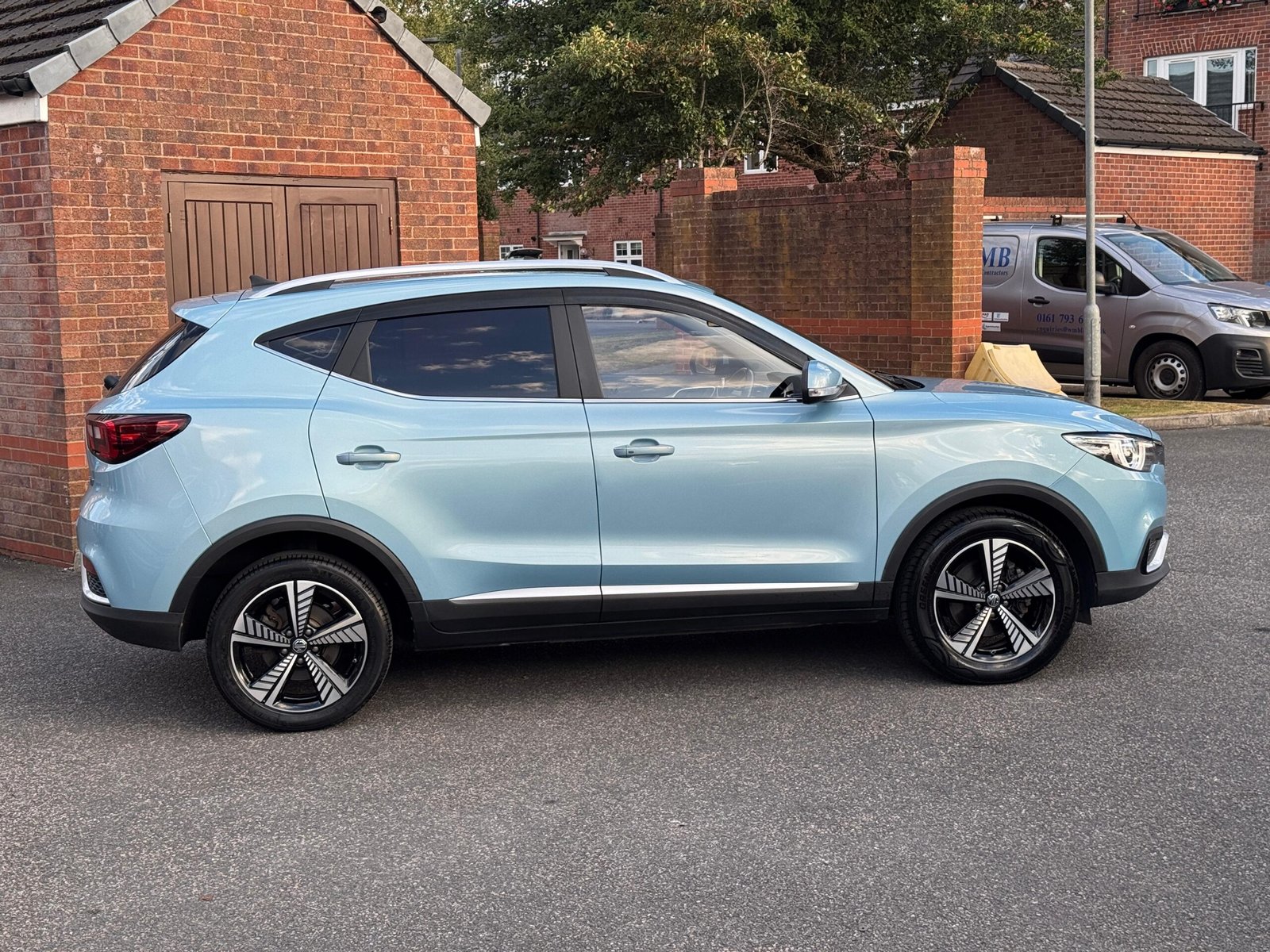 MG ZS – 44.5kWh Exclusive SUV