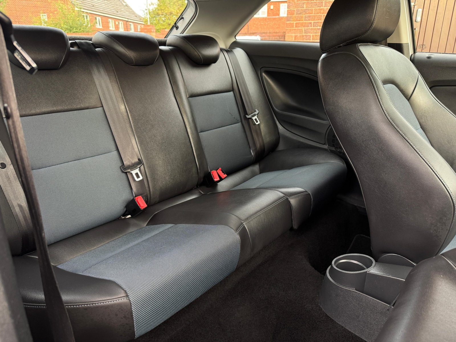 SEAT Ibiza – 1.2 TSI Connect Sport Coupe