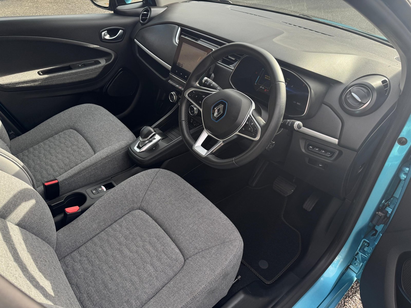 Renault Zoe – R135 52kWh Iconic