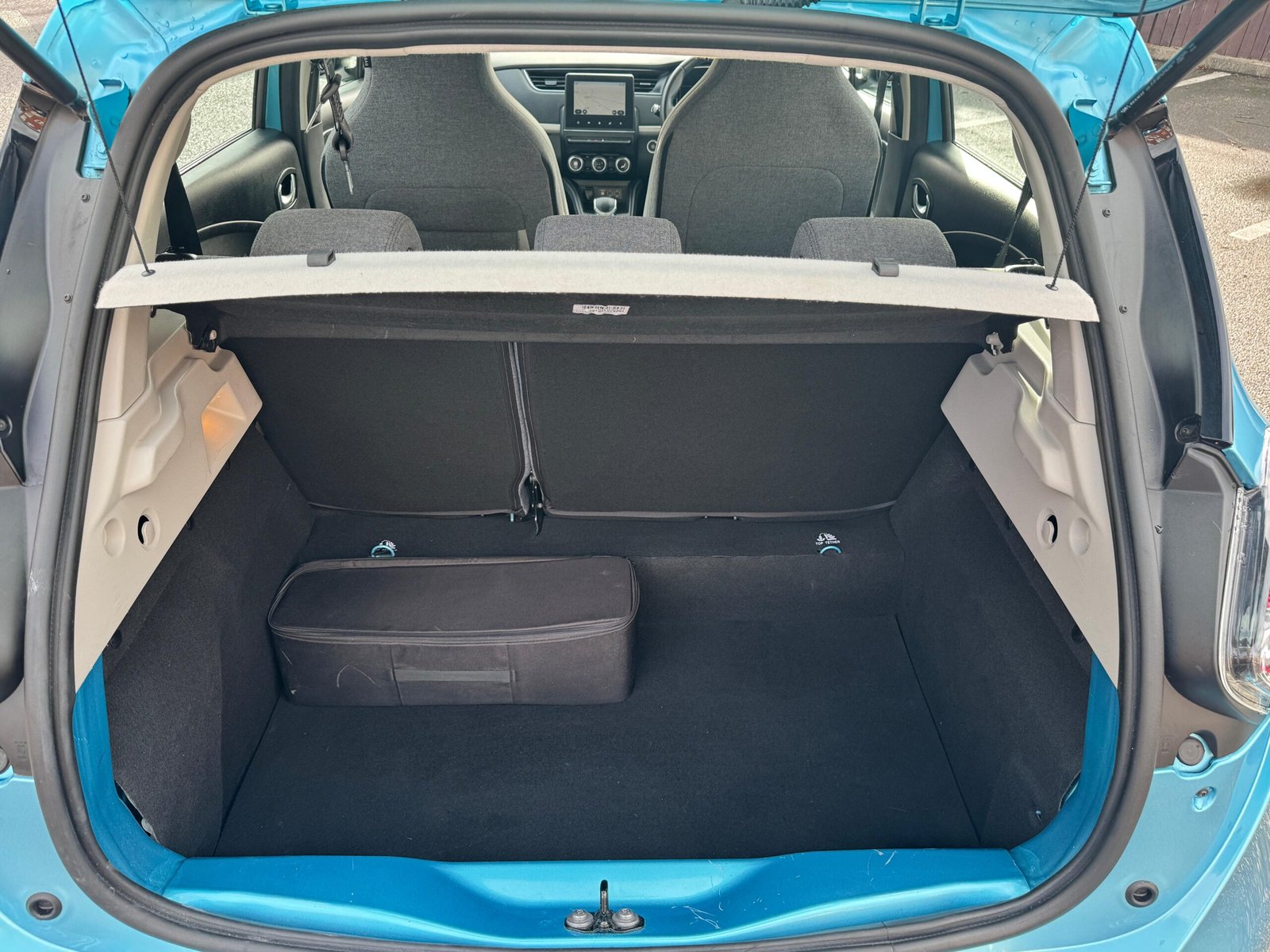 Renault Zoe – R135 52kWh Iconic