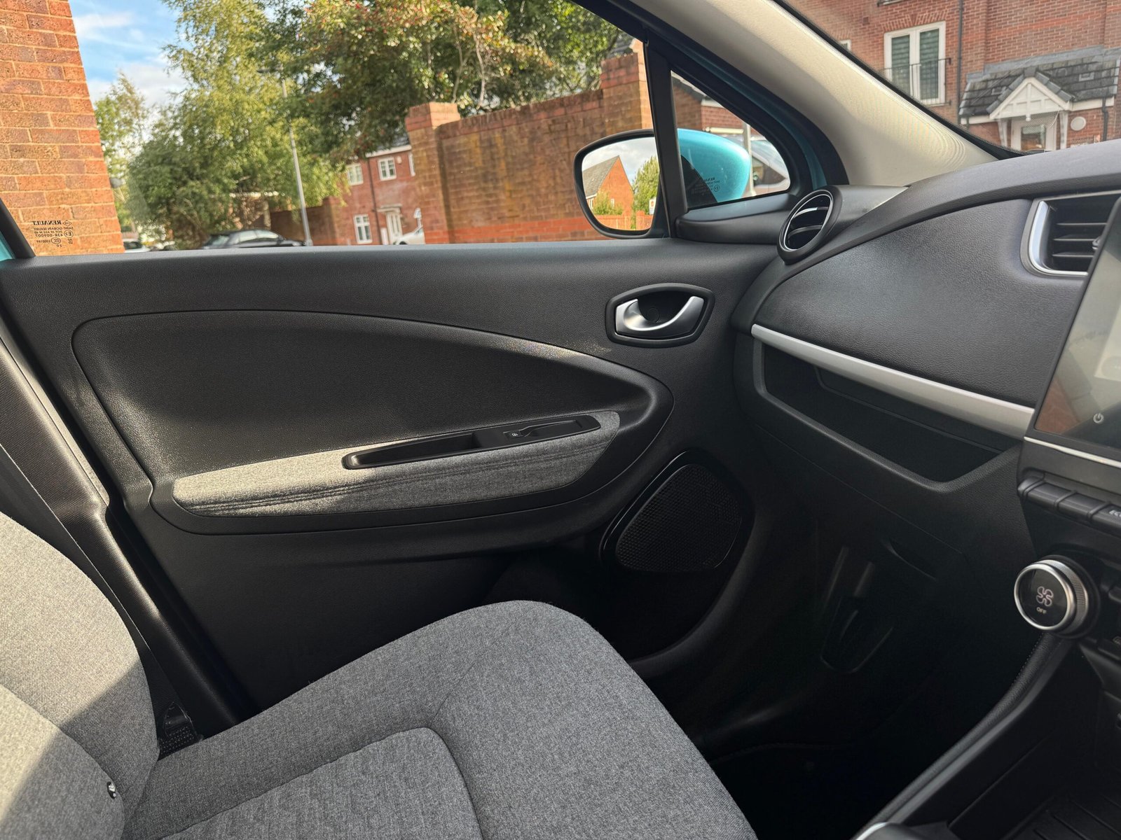 Renault Zoe – R135 52kWh Iconic