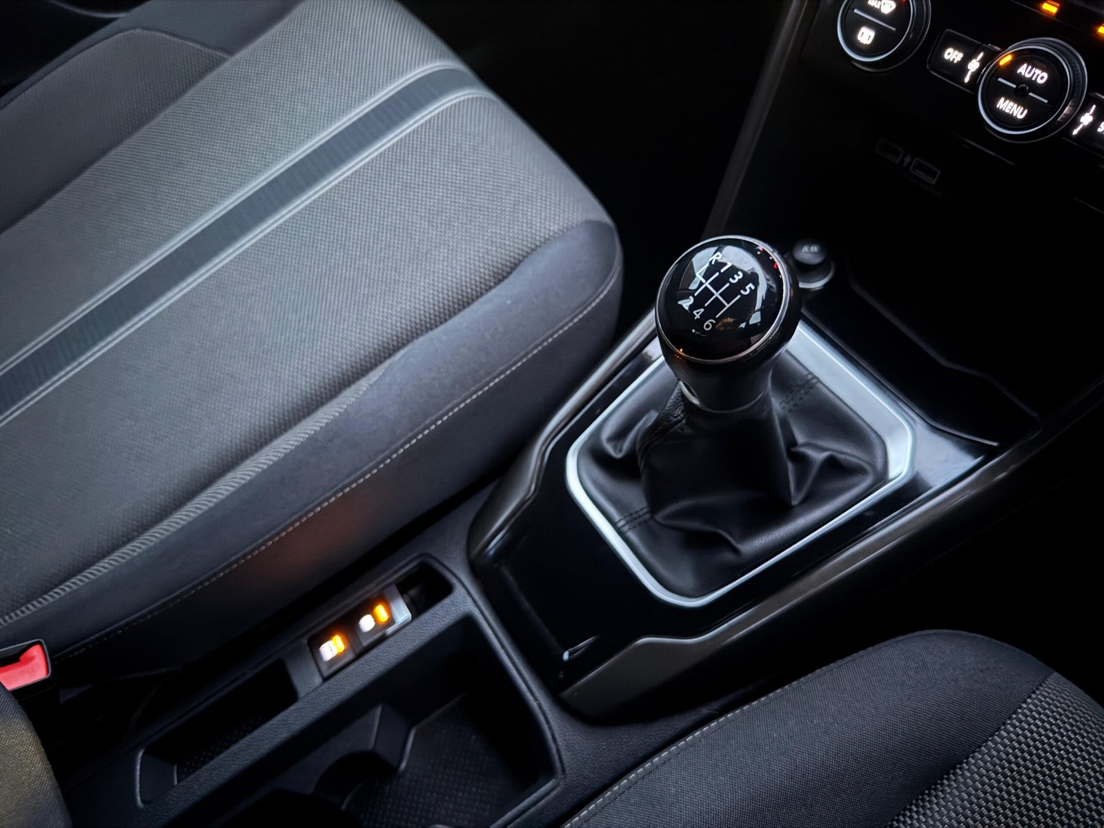 Volkswagen T-Roc – 1.5 TSI GPF EVO SE