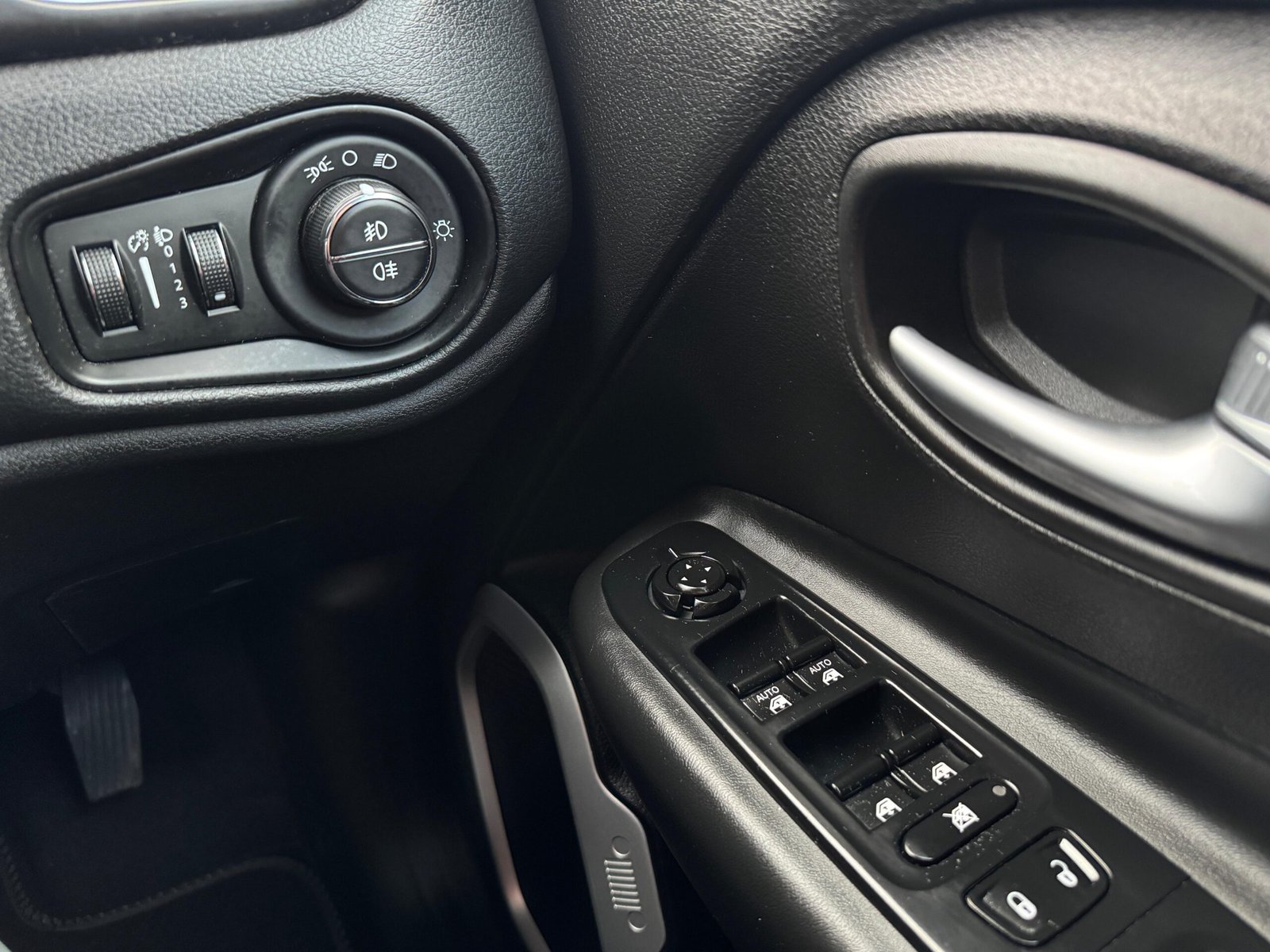 Jeep Renegade – 1.4T MultiAirII Limited