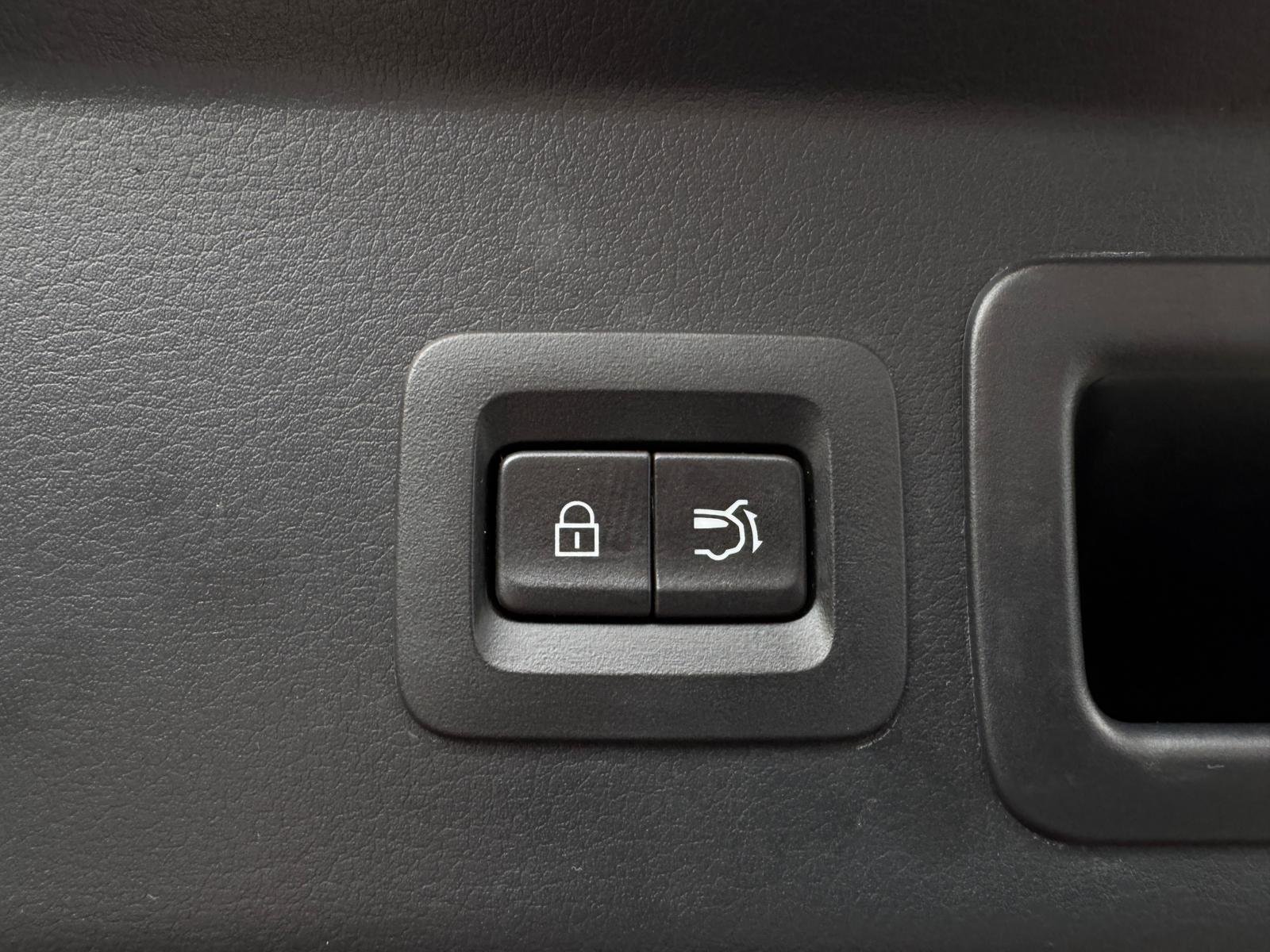 Mazda CX-30 – 2.0 SKYACTIV-X MHEV GT Sport Tech Auto 4WD