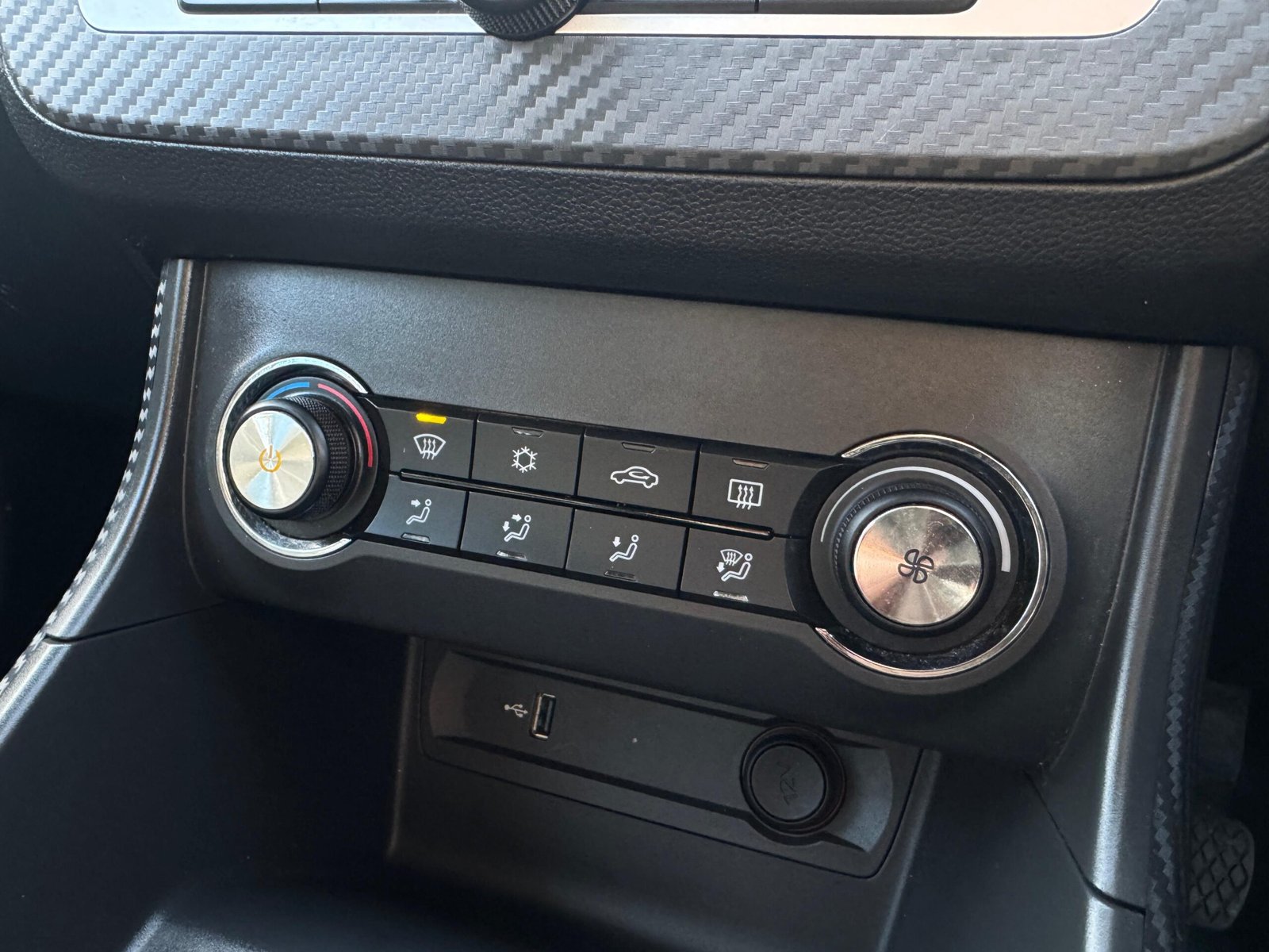 MG ZS – 1.5 VTi-TECH Exclusive SUV