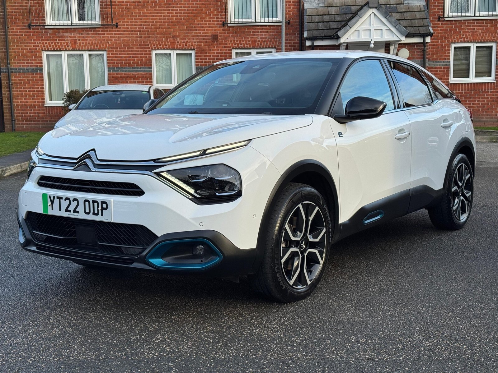 Citroen e-C4 – 50kWh Shine Plus