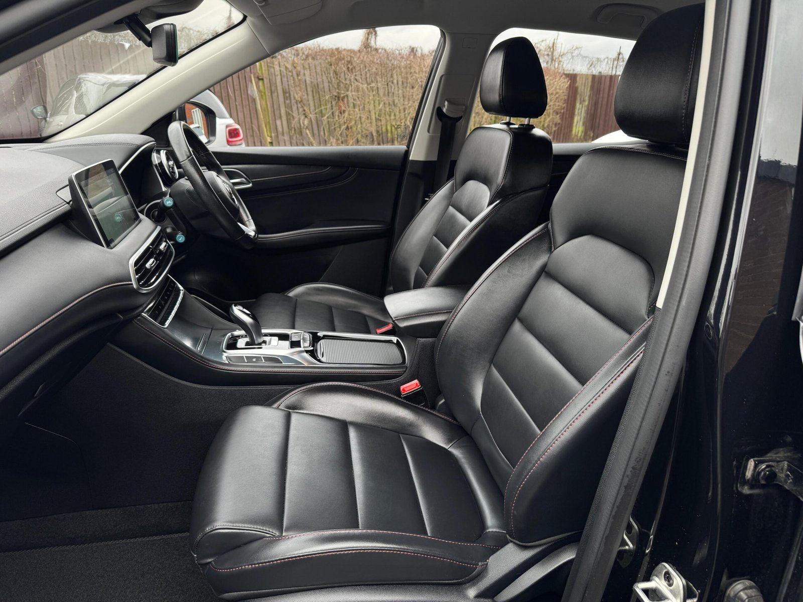 MG HS – 1.5 T-GDI Excite DCT