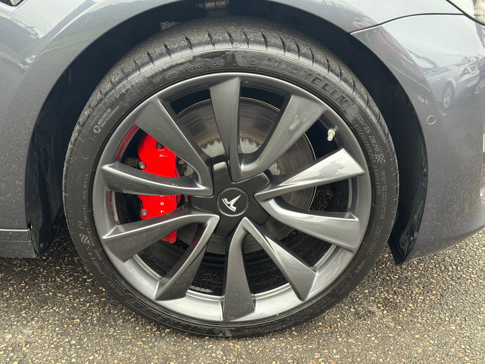 Tesla Model 3 – (Dual Motor) Performance  4WDE (Performance Upgrade) (449 bhp)