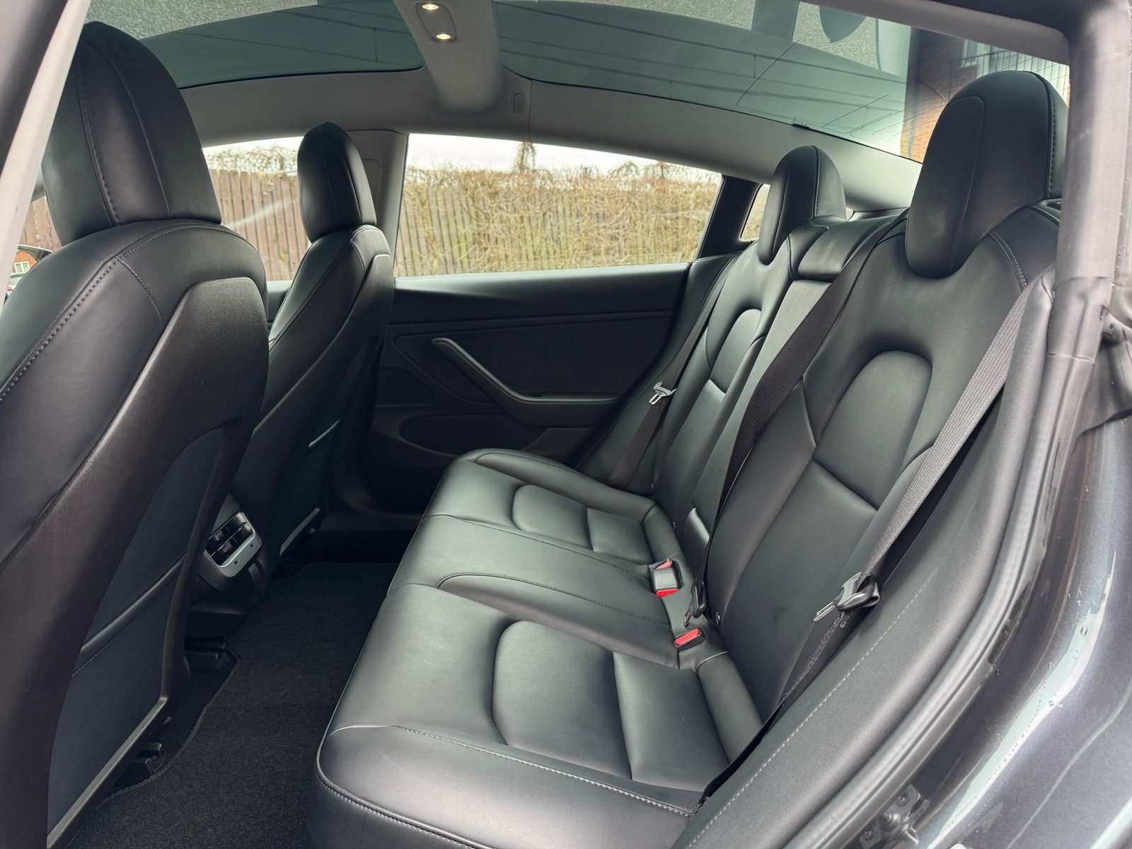 Tesla Model 3 – (Dual Motor) Performance  4WDE (Performance Upgrade) (449 bhp)