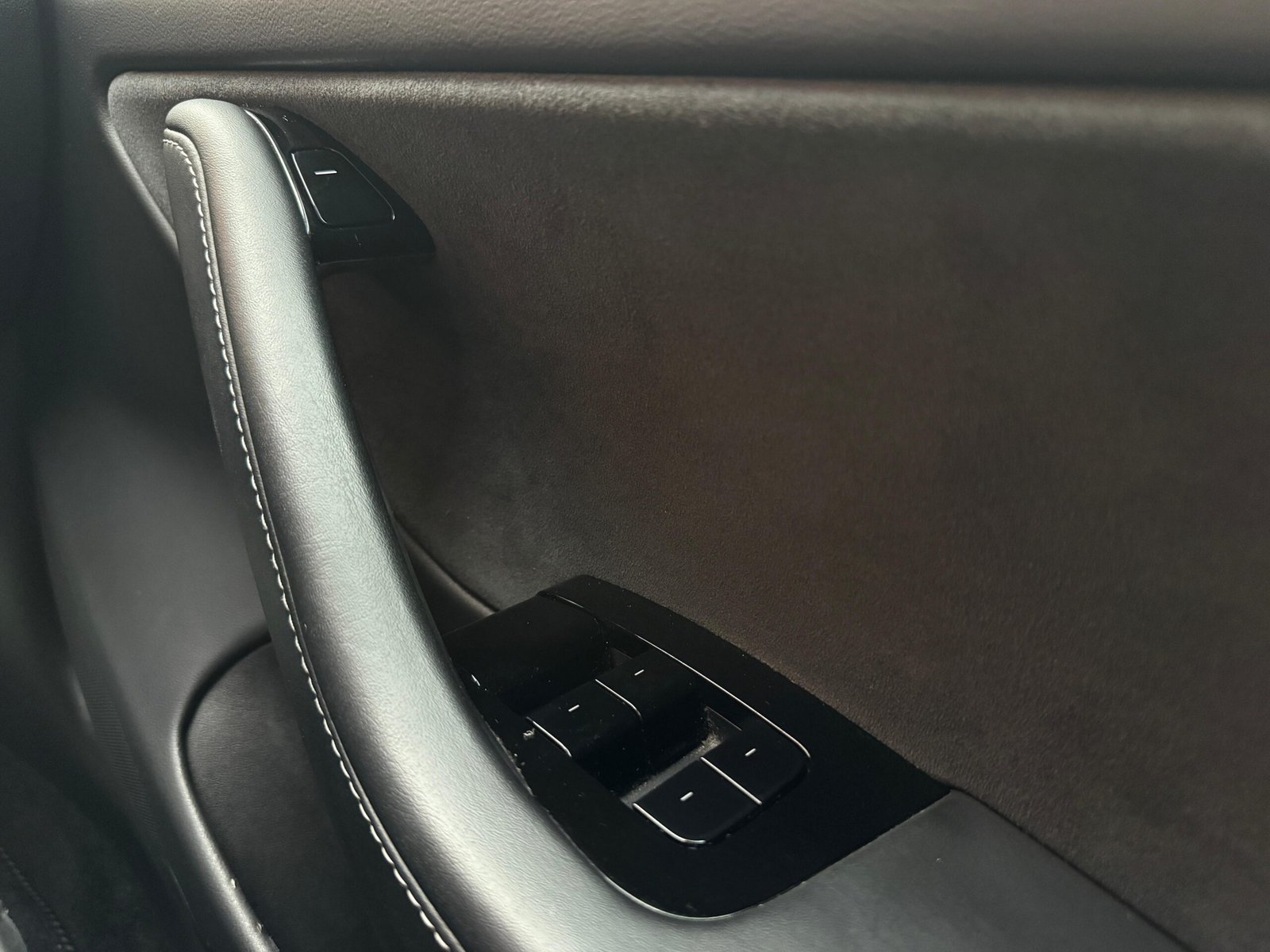 Tesla Model 3 – (Dual Motor) Performance  4WDE (Performance Upgrade) (449 bhp)