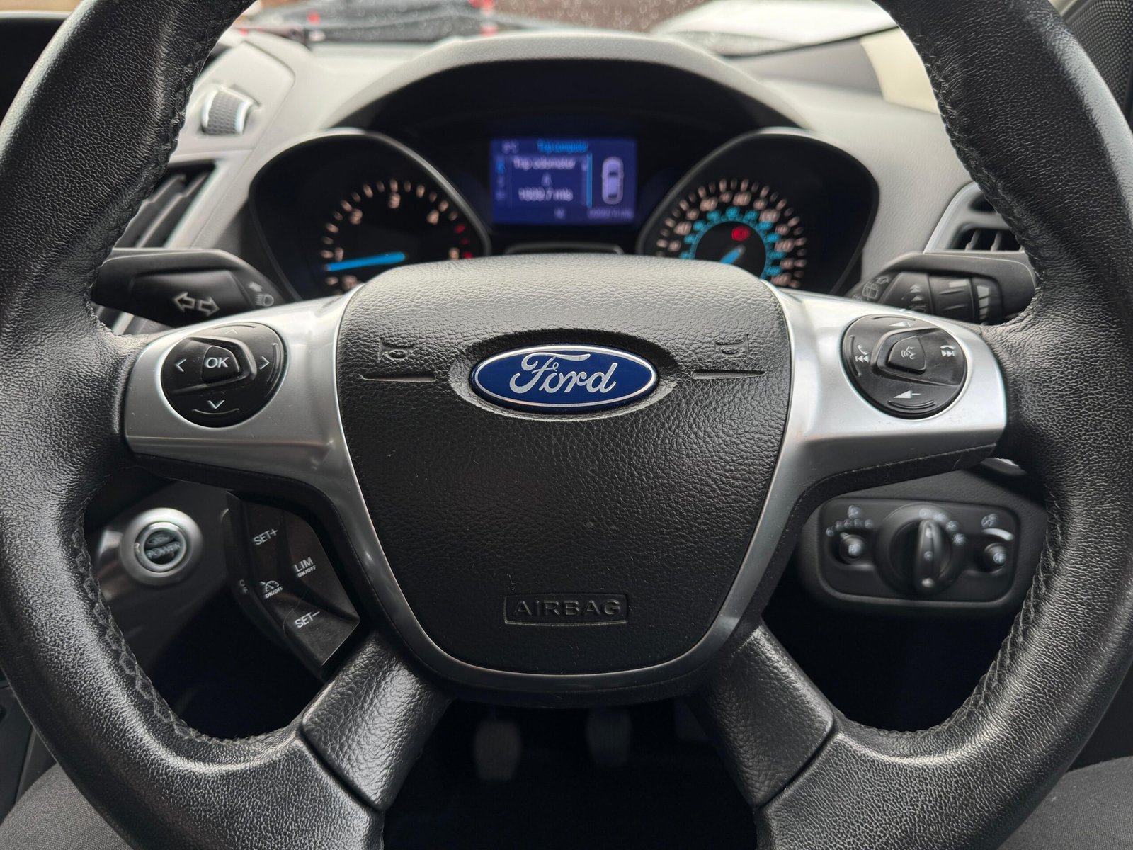 Ford Kuga – 2.0 TDCi Titanium AWD