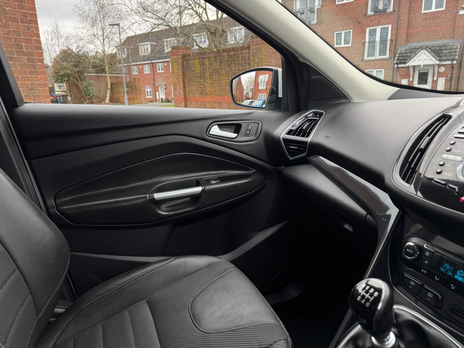 Ford Kuga – 2.0 TDCi Titanium AWD