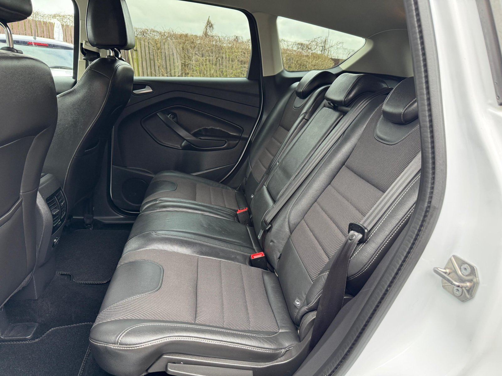 Ford Kuga – 2.0 TDCi Titanium AWD