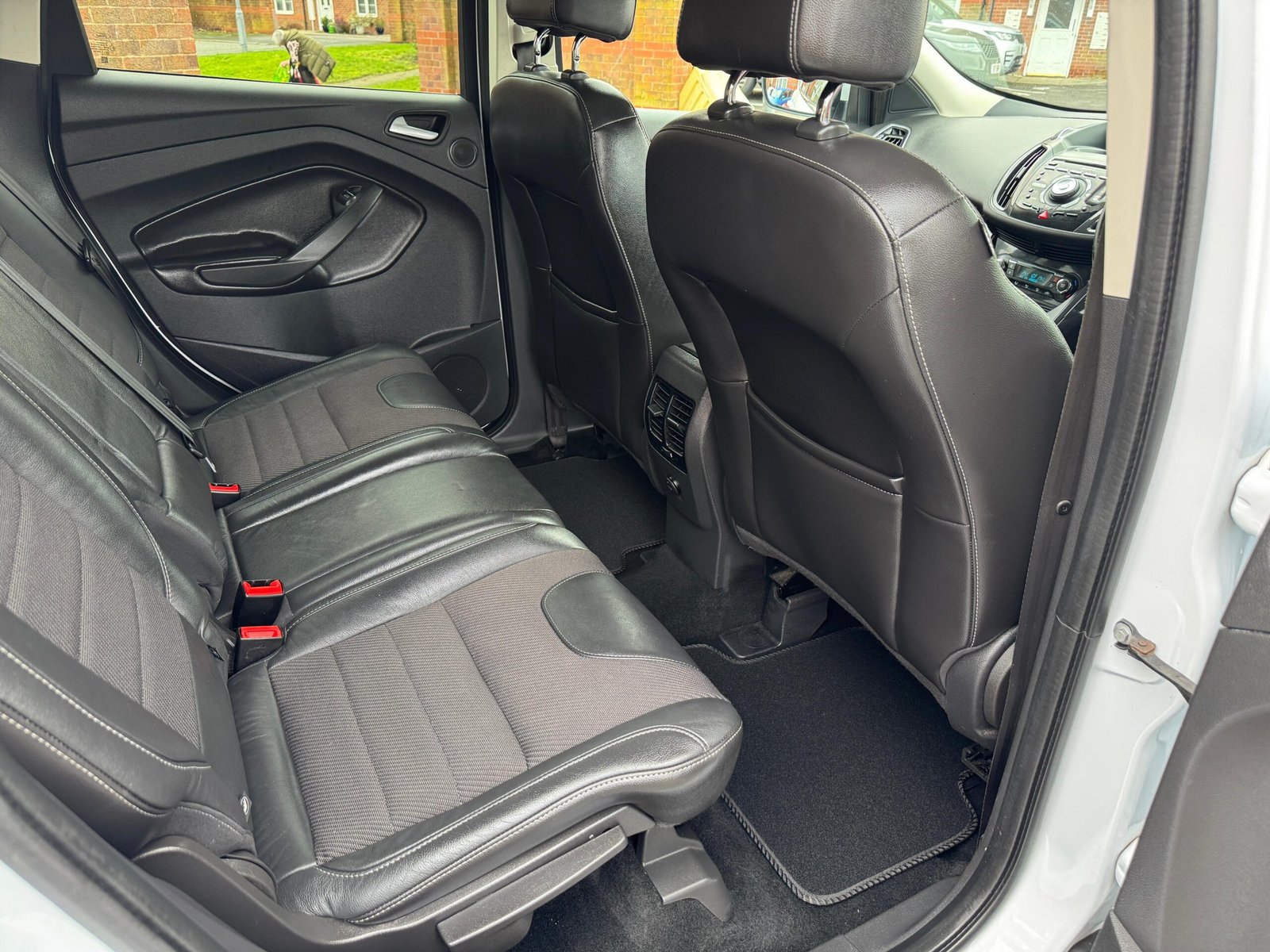 Ford Kuga – 2.0 TDCi Titanium AWD